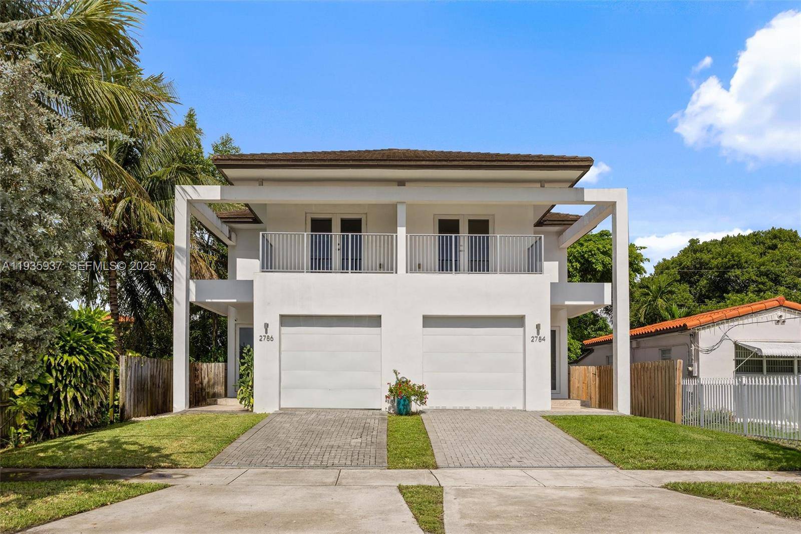 2784 SW 34th AveMiami - picture