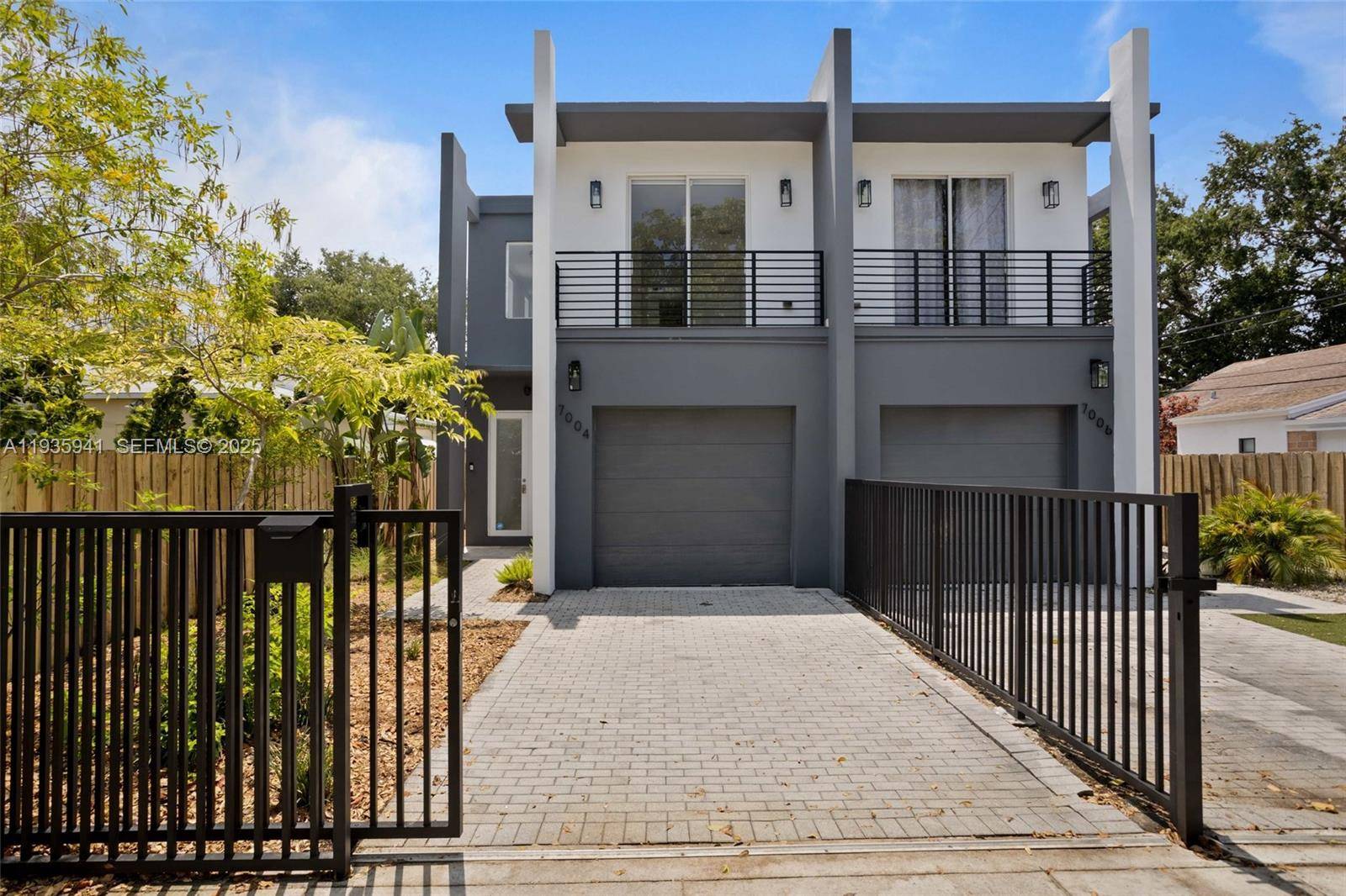 7004 NE 5th AveMiami - picture