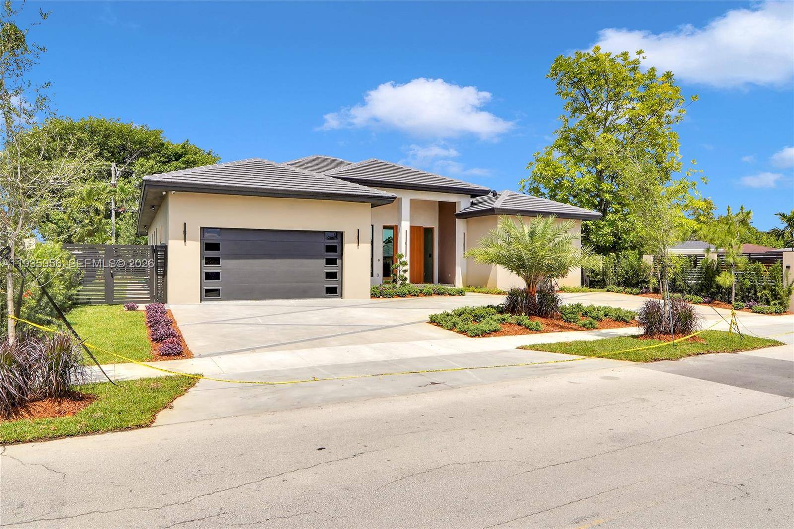 1130 SW 86th CtMiami - picture