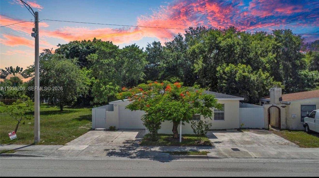 1220 N Andrews AveFort Lauderdale - picture