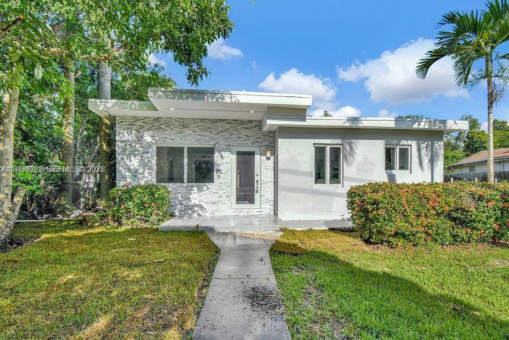 7902 SW 67th AveSouth Miami - picture