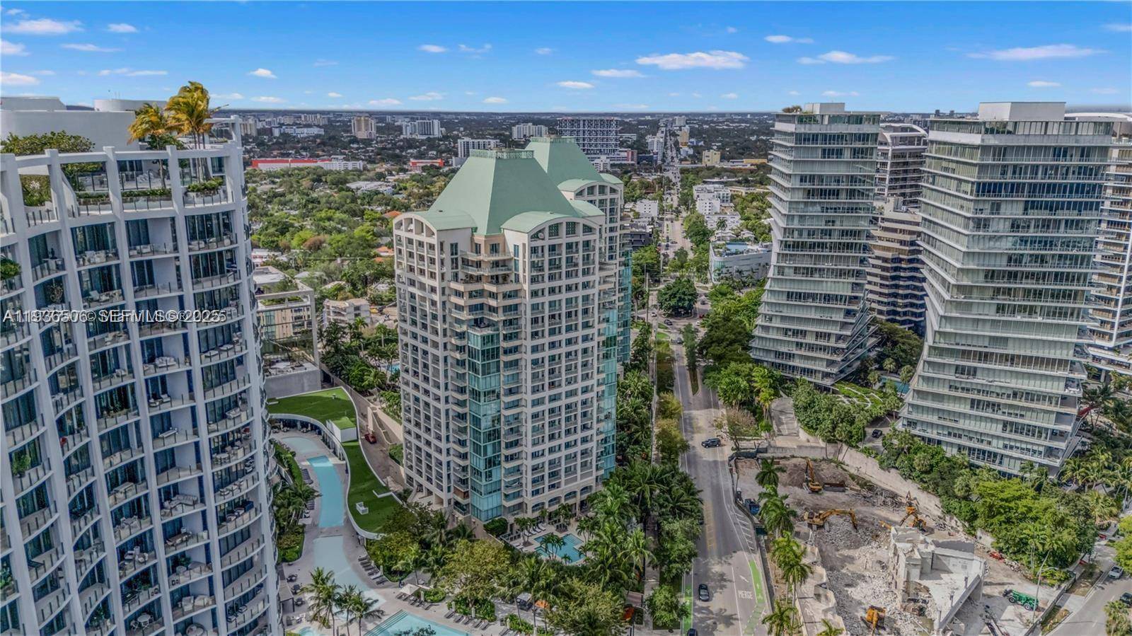 3400 SW 27th AveMiami - THE TOWER RESIDENCES COND condo unit 605 - picture