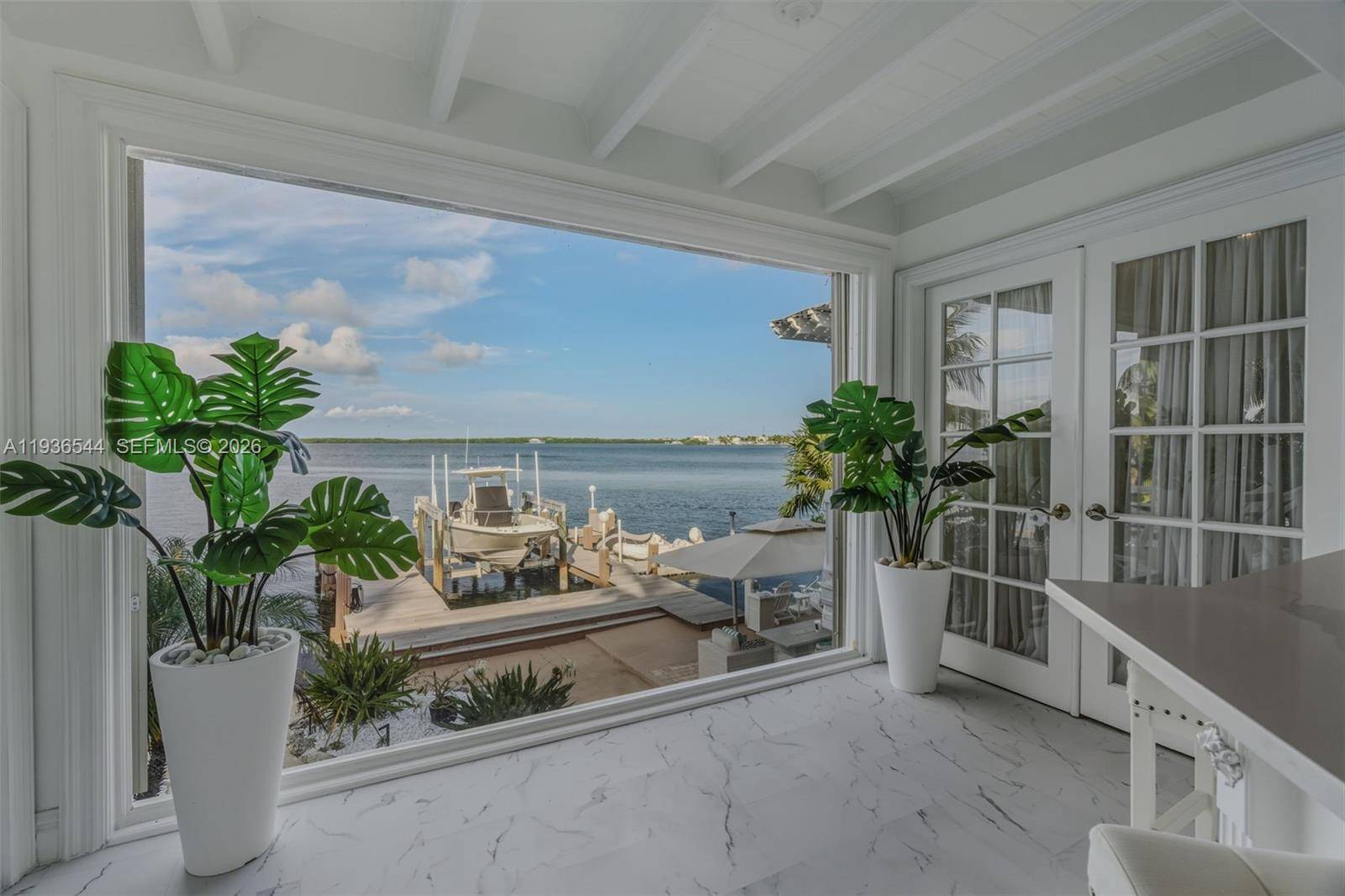 16 North DrKey Largo - picture