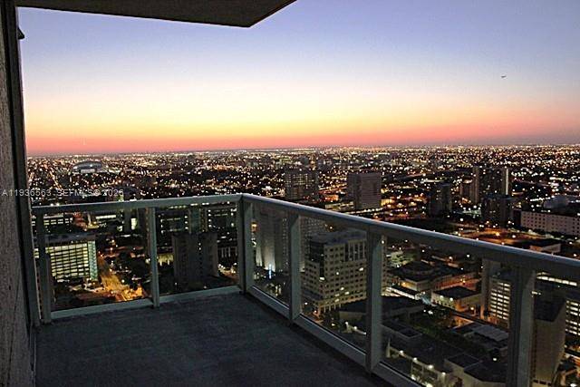 253 NE 2nd StMiami - Condo 5+ Stories,Condo condo unit 4303 - picture