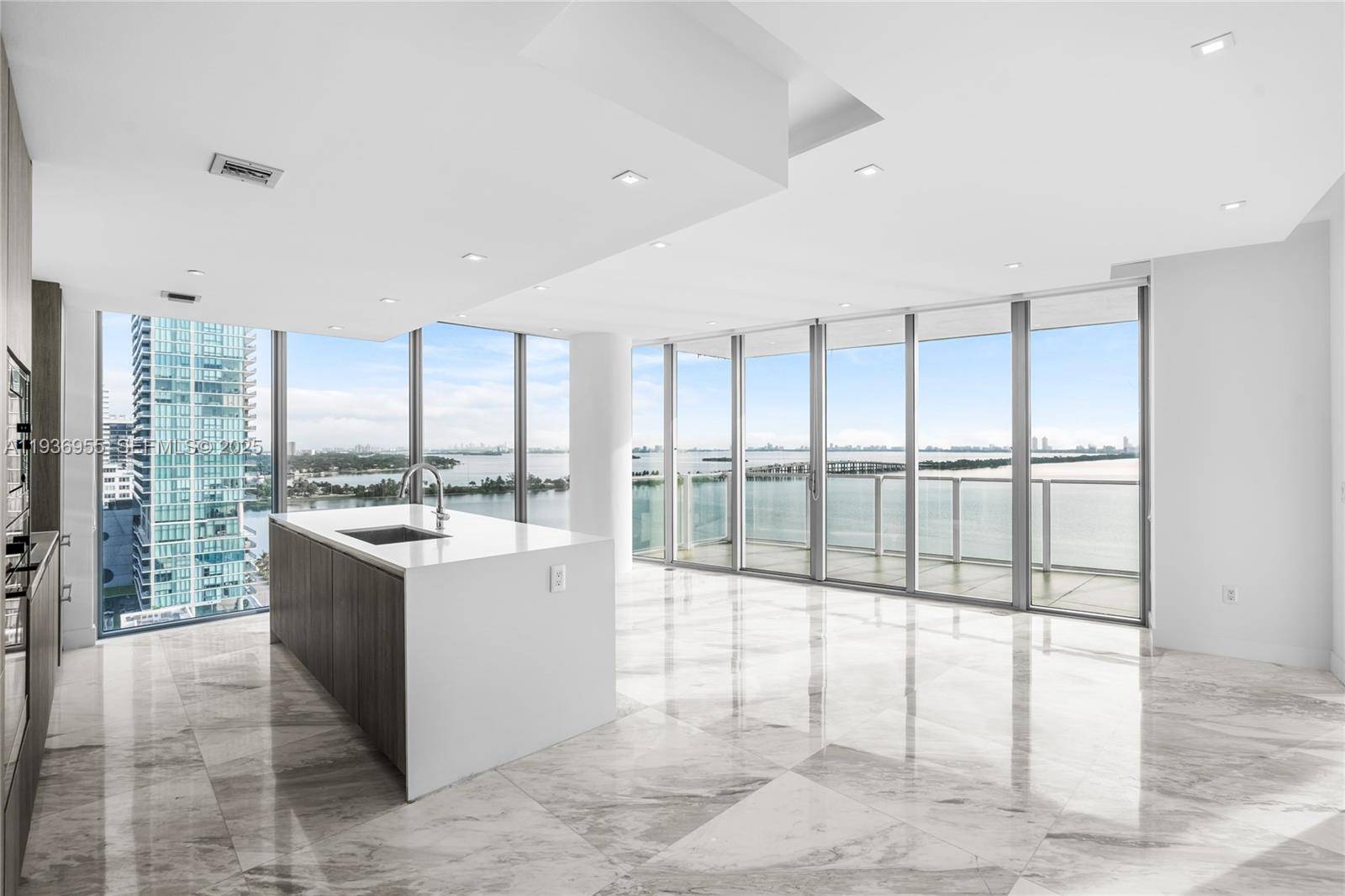 2900 NE 7th AveMiami - Condo 5+ Stories,Condo condo unit 1402 - picture
