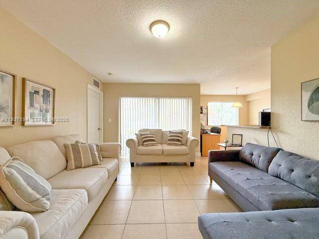 21150 SW 87th AveCutler Bay - CUTLER LAKES CONDO condo unit 105 - picture
