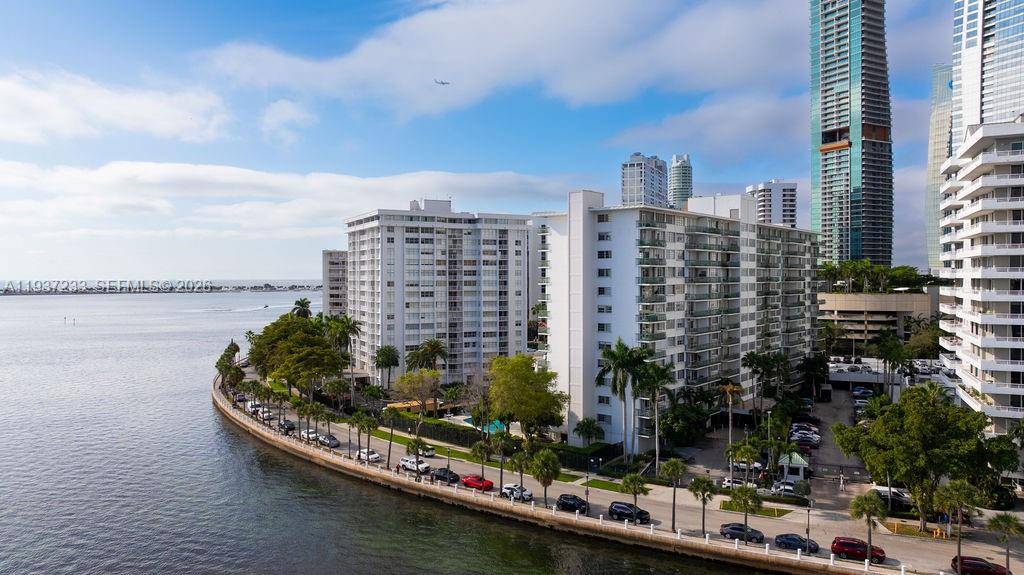 1408 Brickell Bay DrMiami - Condo 5+ Stories,Condo condo unit 706 - picture