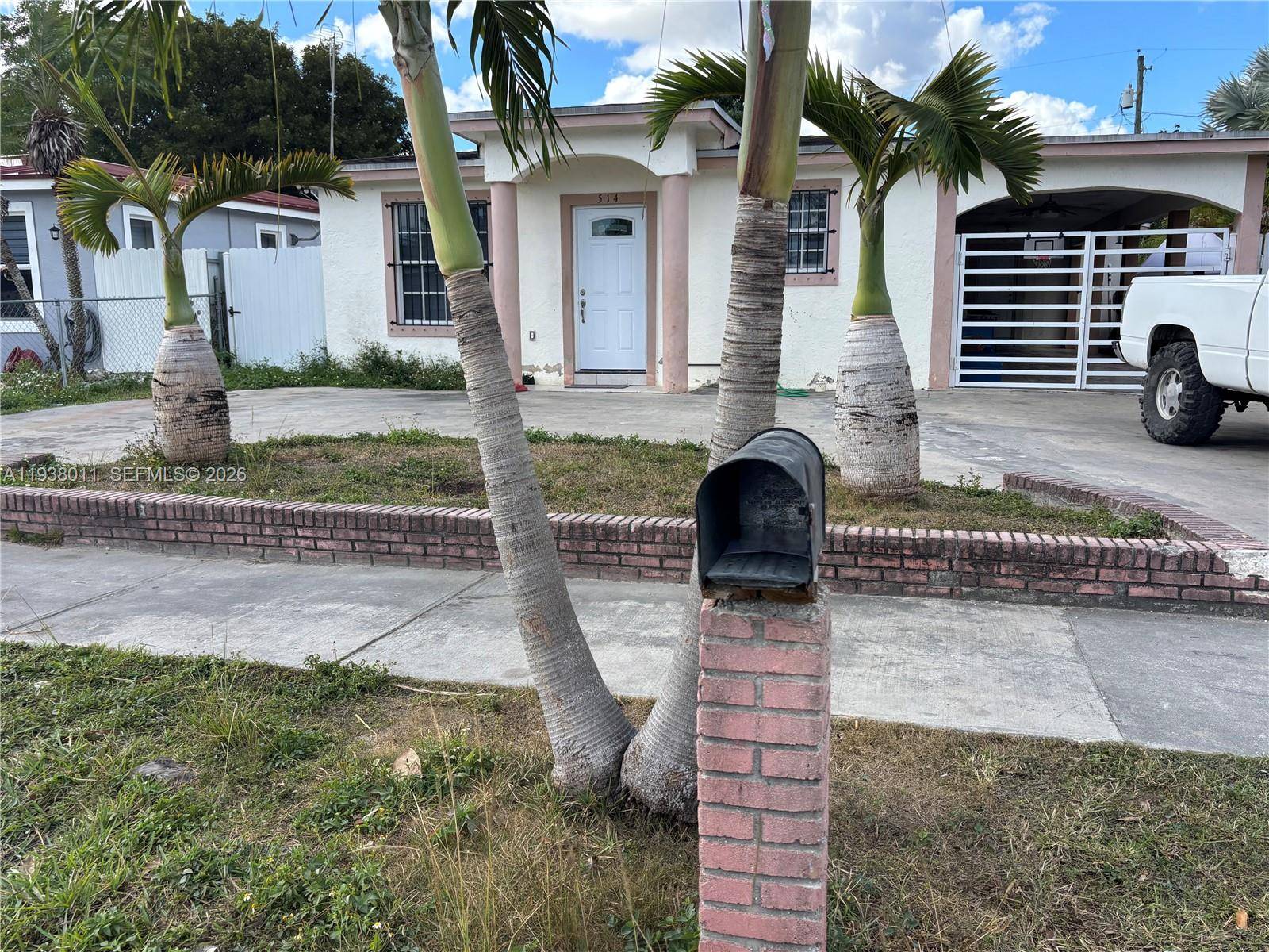 514 NW 7th AveHomestead - picture