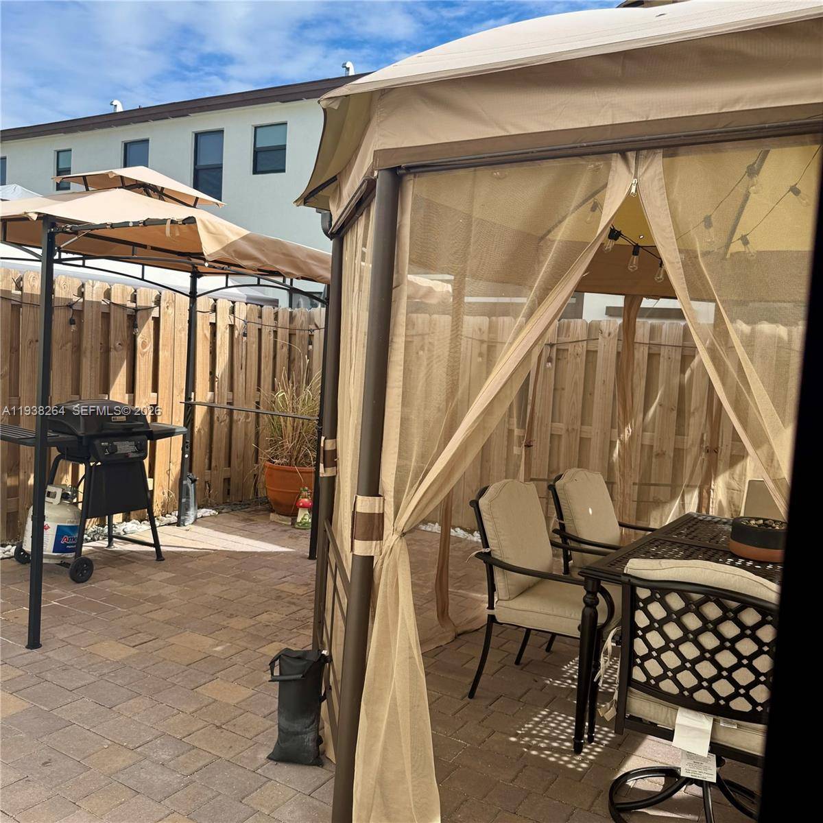 23049 SW 129th PlMiami - picture