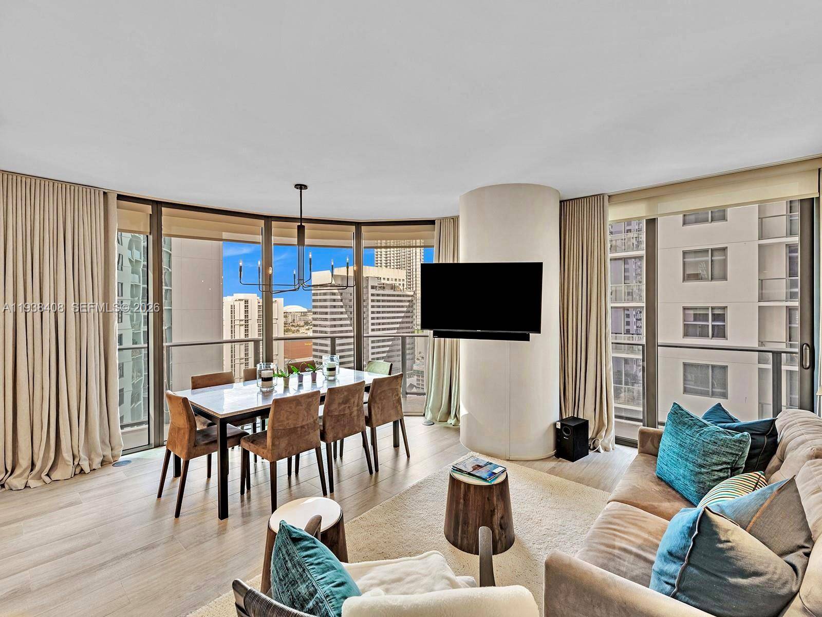 55 SW 9th StMiami - Condo 5+ Stories,Condo condo unit 1808 - picture