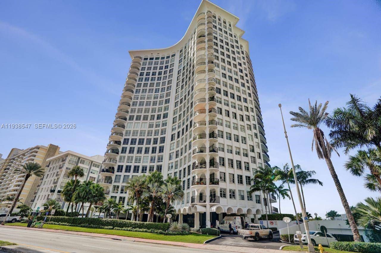 5660 Collins AveMiami Beach - Condo 5+ Stories,Condo condo unit 11E - picture