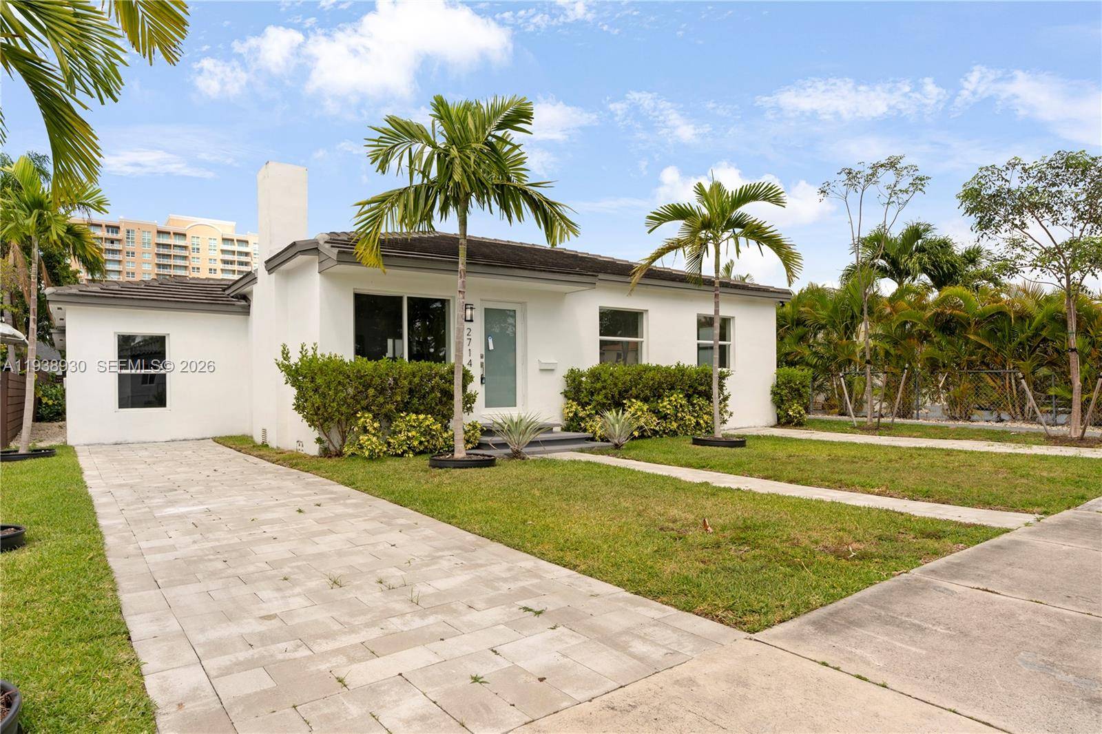 2714 SW 36th AveMiami - Single Family-Annual,House condo unit A - picture