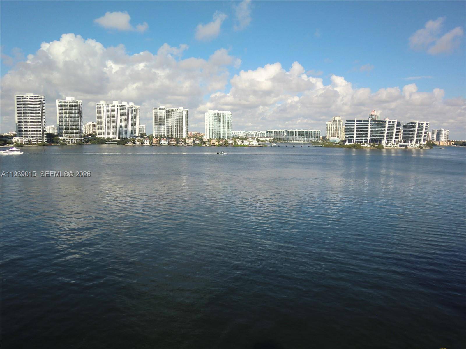 17500 N Bay RdSunny Isles Beach - Condo 5+ Stories,Condo condo unit S707 - picture