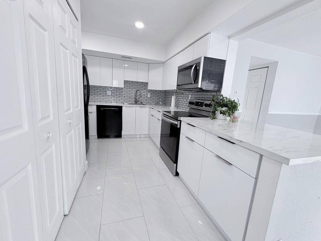 1788 SW 81stDavie - Arrowhead Golf & tennis C condo unit 1788 - picture