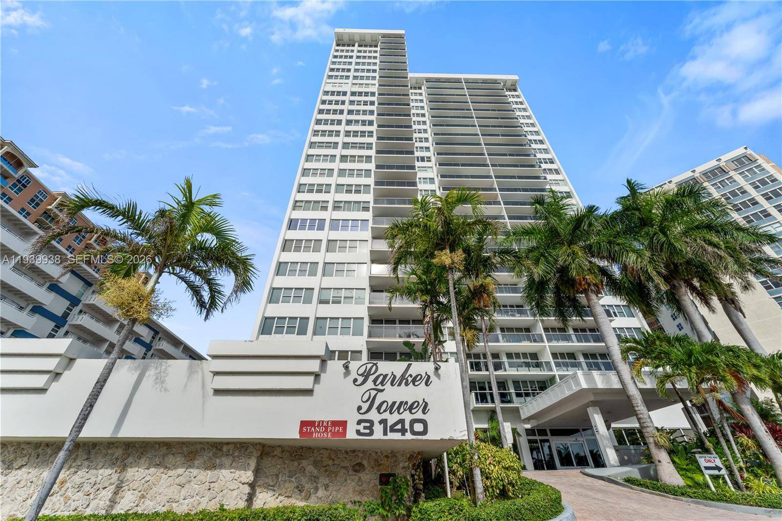 3140 S Ocean DrHallandale Beach - PARKER TOWER CONDO condo unit 212 - picture