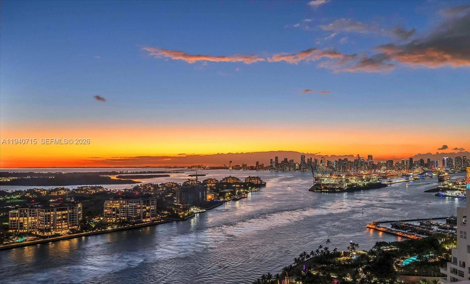 100 S Pointe DrMiami Beach - Condo 5+ Stories,Condo condo unit 3002 - picture