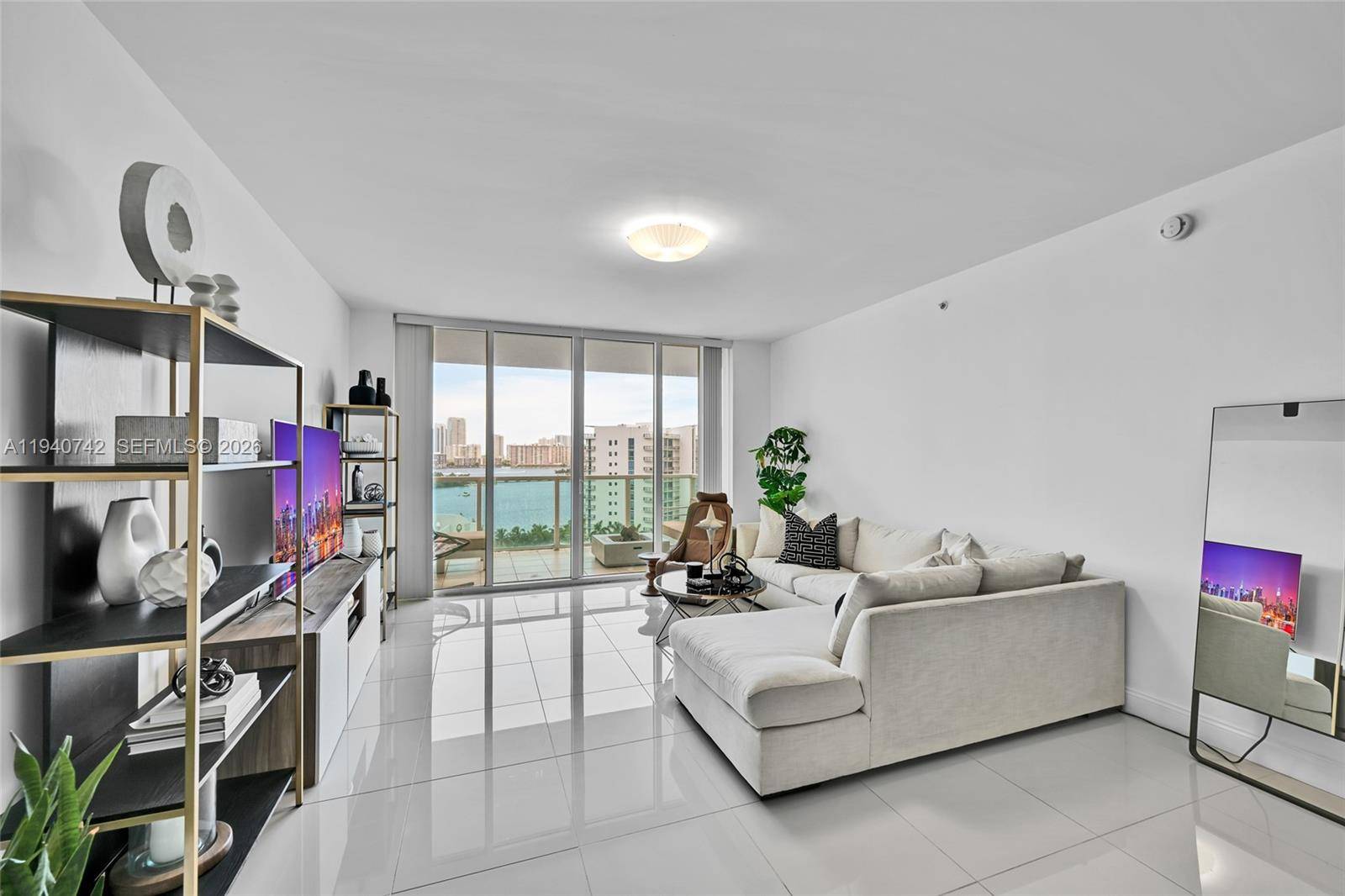 3330 NE 190th StAventura - Condo 5+ Stories,Condo condo unit 1217 - picture