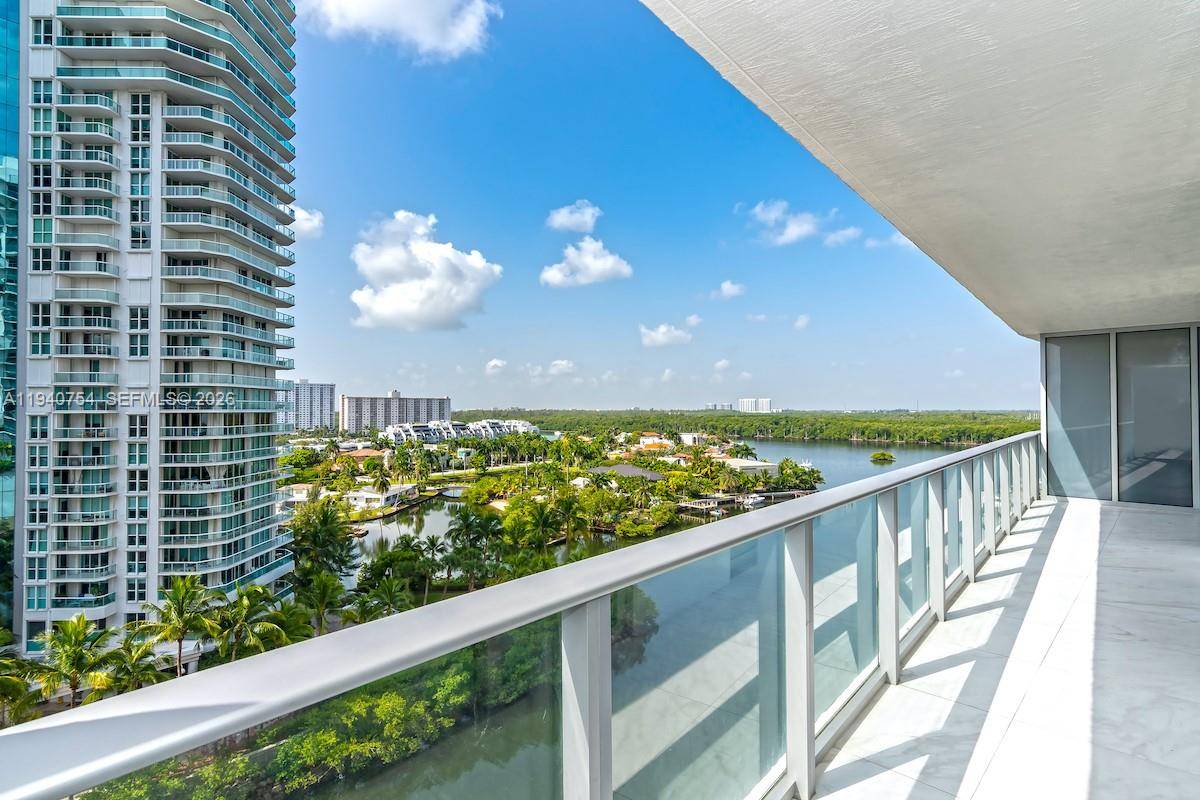 300 Sunny Isles BlvdSunny Isles Beach - Condo 5+ Stories,Condo condo unit 4-904 - picture
