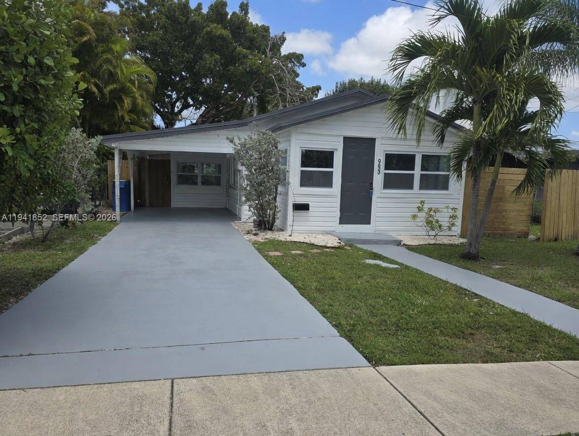 953 NE 37th StOakland Park - picture