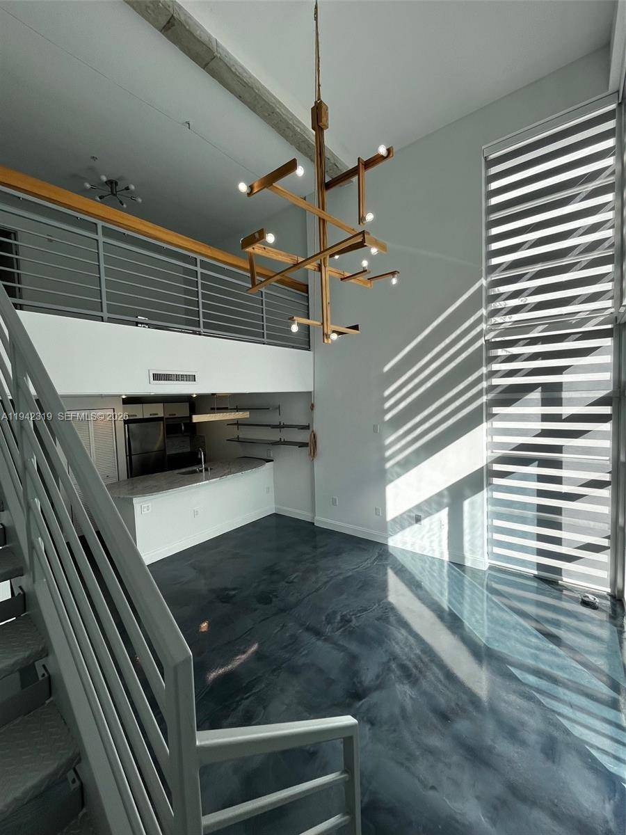 7744 Collins AveMiami Beach - Apartments-Annual,Condo condo unit 17 - picture