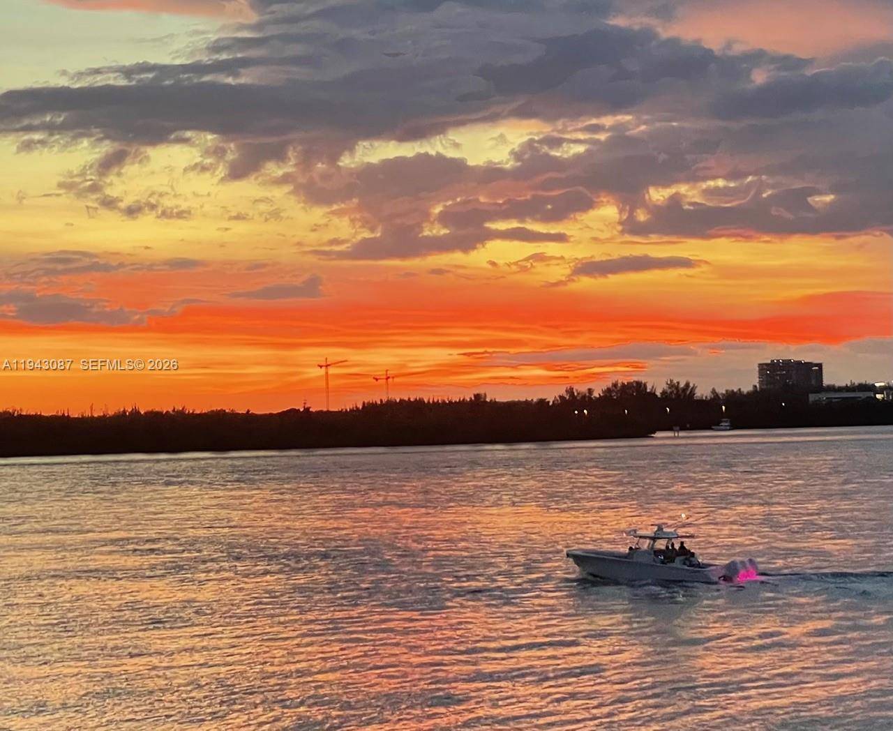 286 Bal Bay DrBal Harbour - Condo/Co-Op/Annual,Condo condo unit 2B - picture