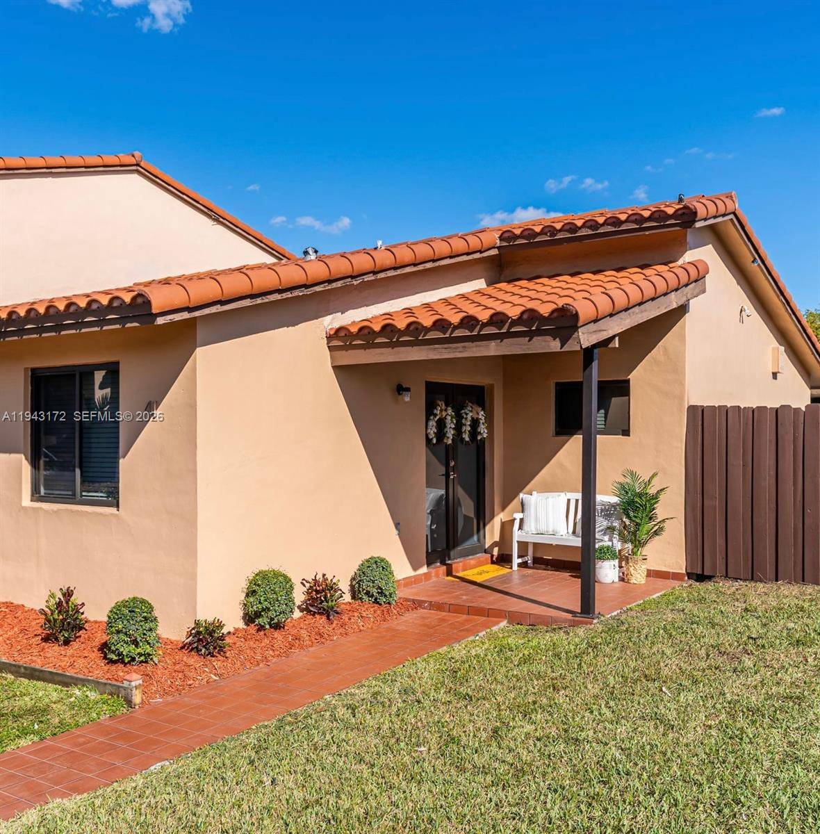 3815 SW 82nd AveMiami - TROPICAL PARK VILLAS COND condo unit 41 - picture