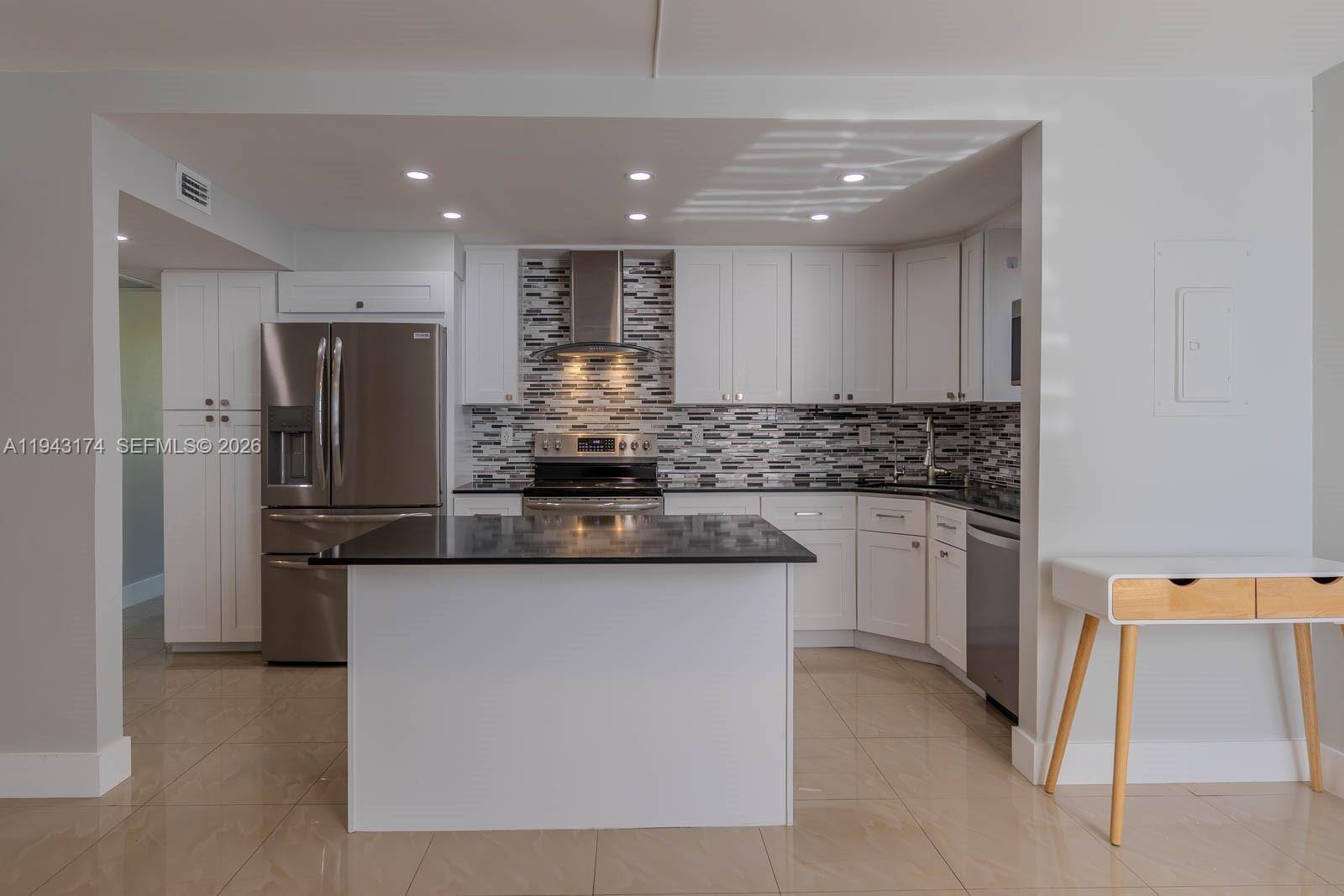 20291 NE 30th AveAventura - Condo/Co-Op/Annual,Condo condo unit PH08 - picture