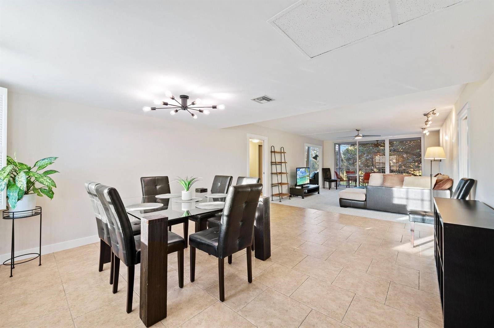3900 Oaks ClubhousePompano Beach - Palm Aire country Club,Palm Aire Country Cl condo unit 310 - picture