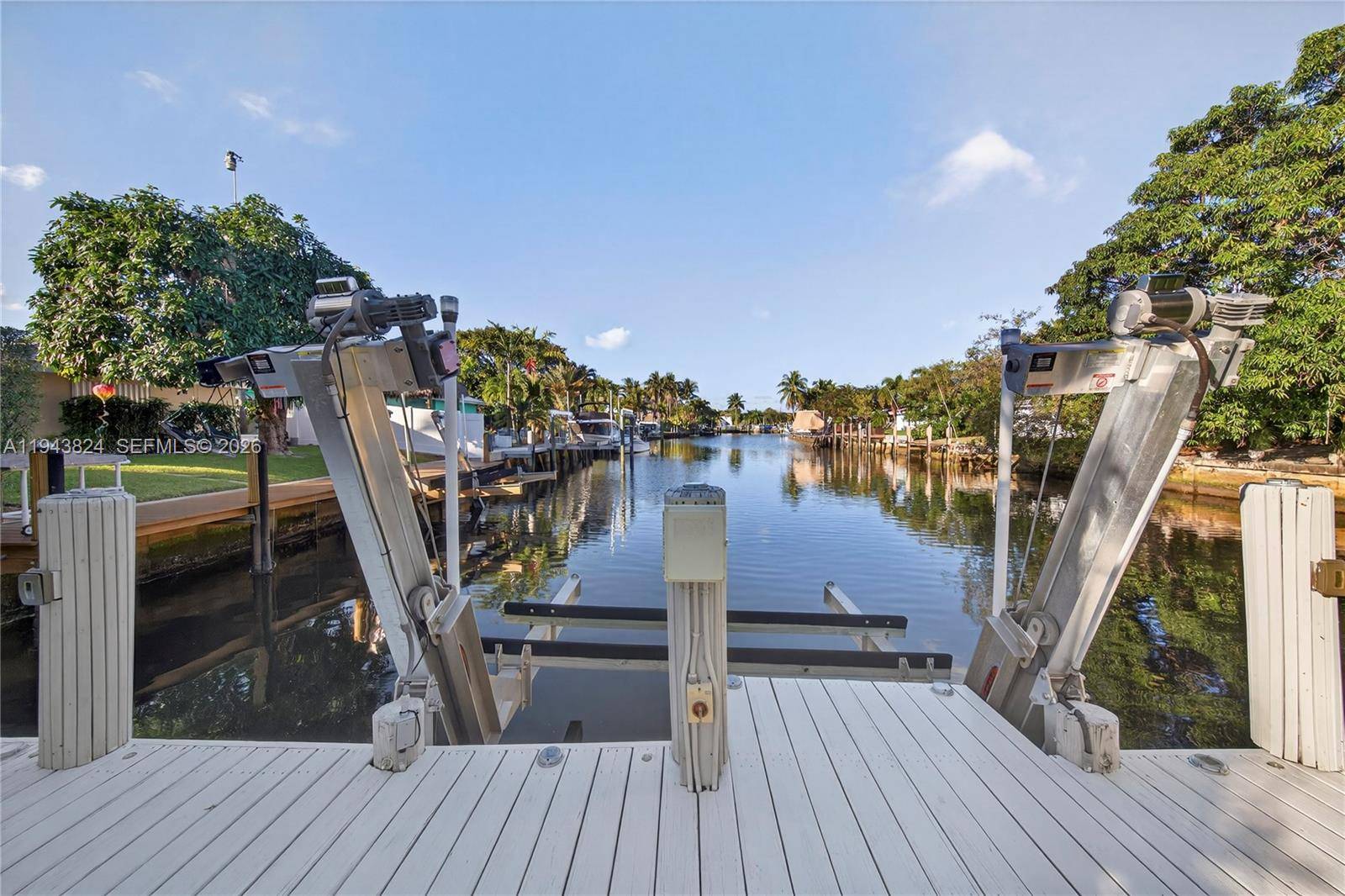 371 SE 3rd StPompano Beach - picture