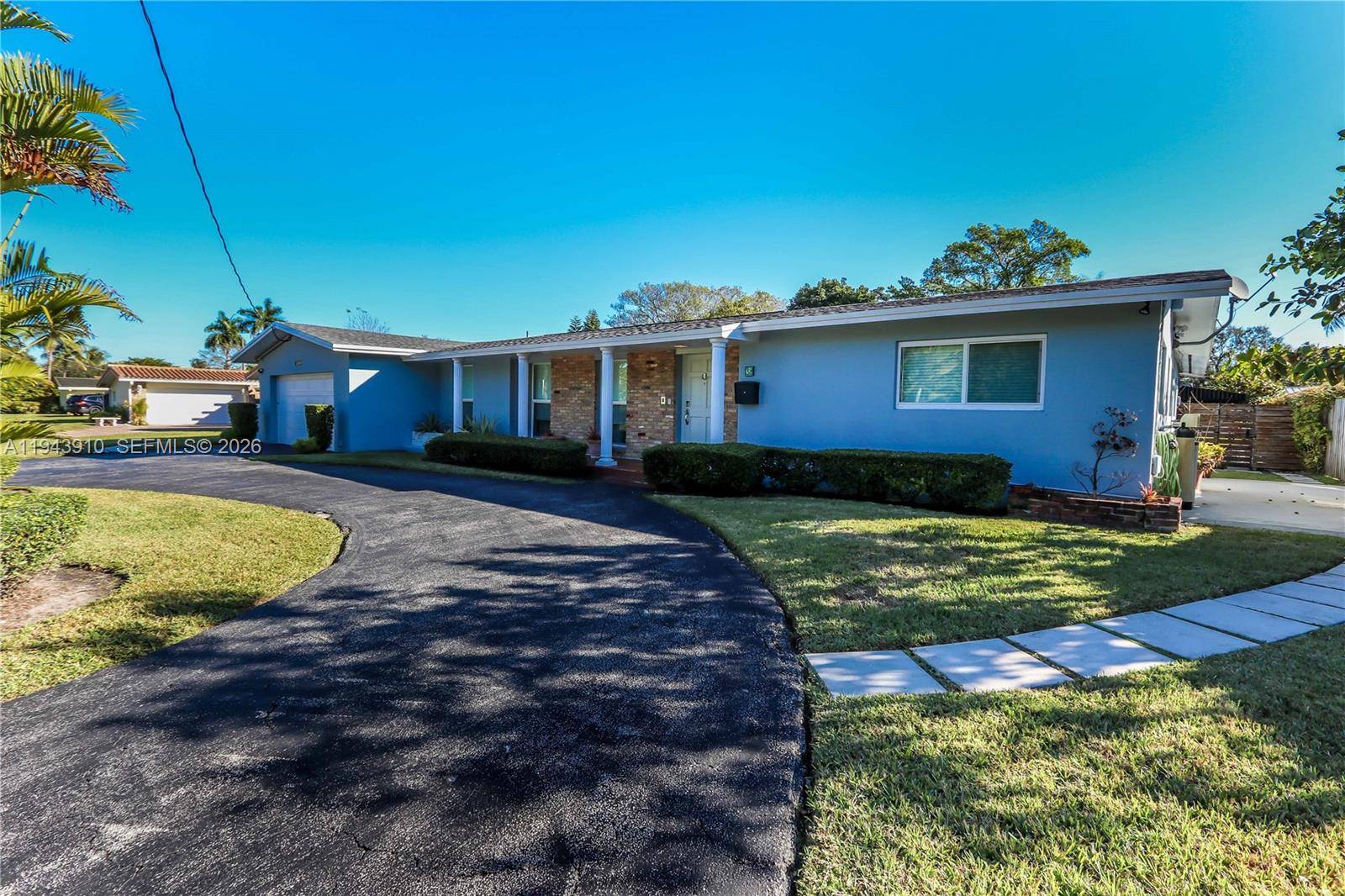 6221 SW 65th AveSouth Miami - picture