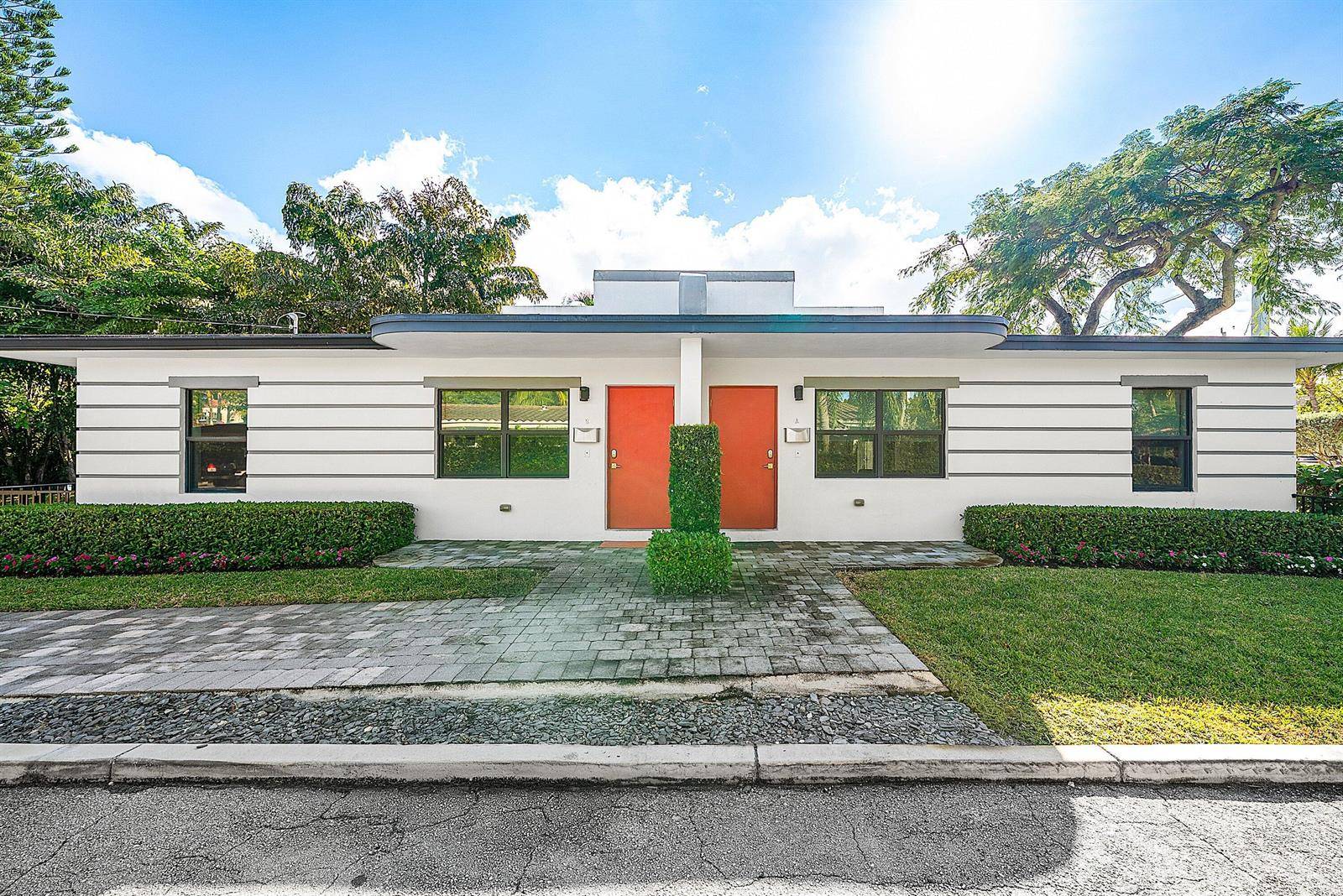 215 N SwintonDelray Beach - picture