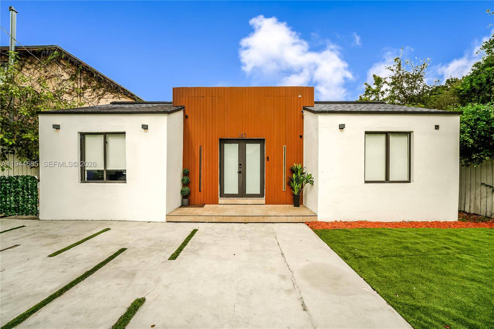 187 NW 53rd StMiami - picture