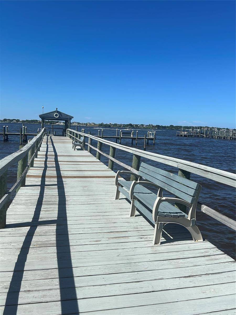 175 SE Saint LucieStuart - Pierpoint Yacht Club Cond condo unit E134 - picture