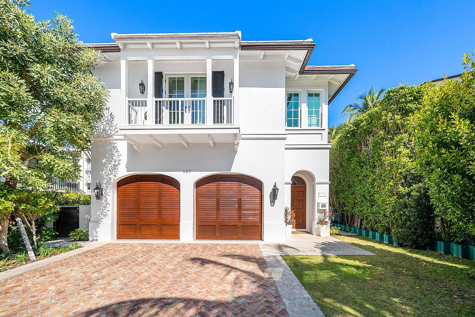 157 PeruvianPalm Beach - picture