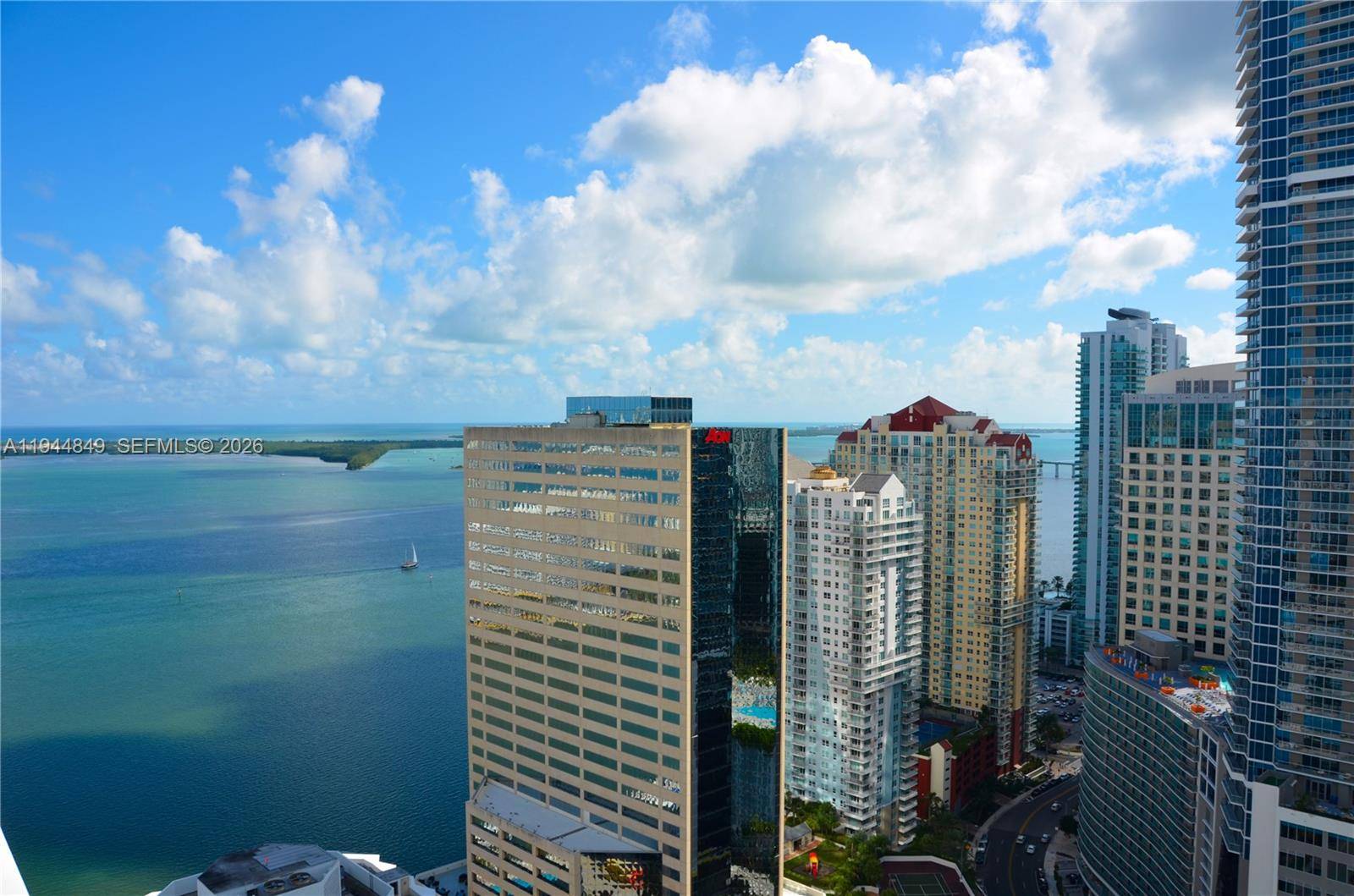 950 Brickell Bay DrMiami - Condo/Co-Op/Annual,Condo condo unit 3705 - picture