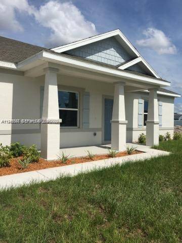 2240 SW Lawrence StPort St. Lucie - picture