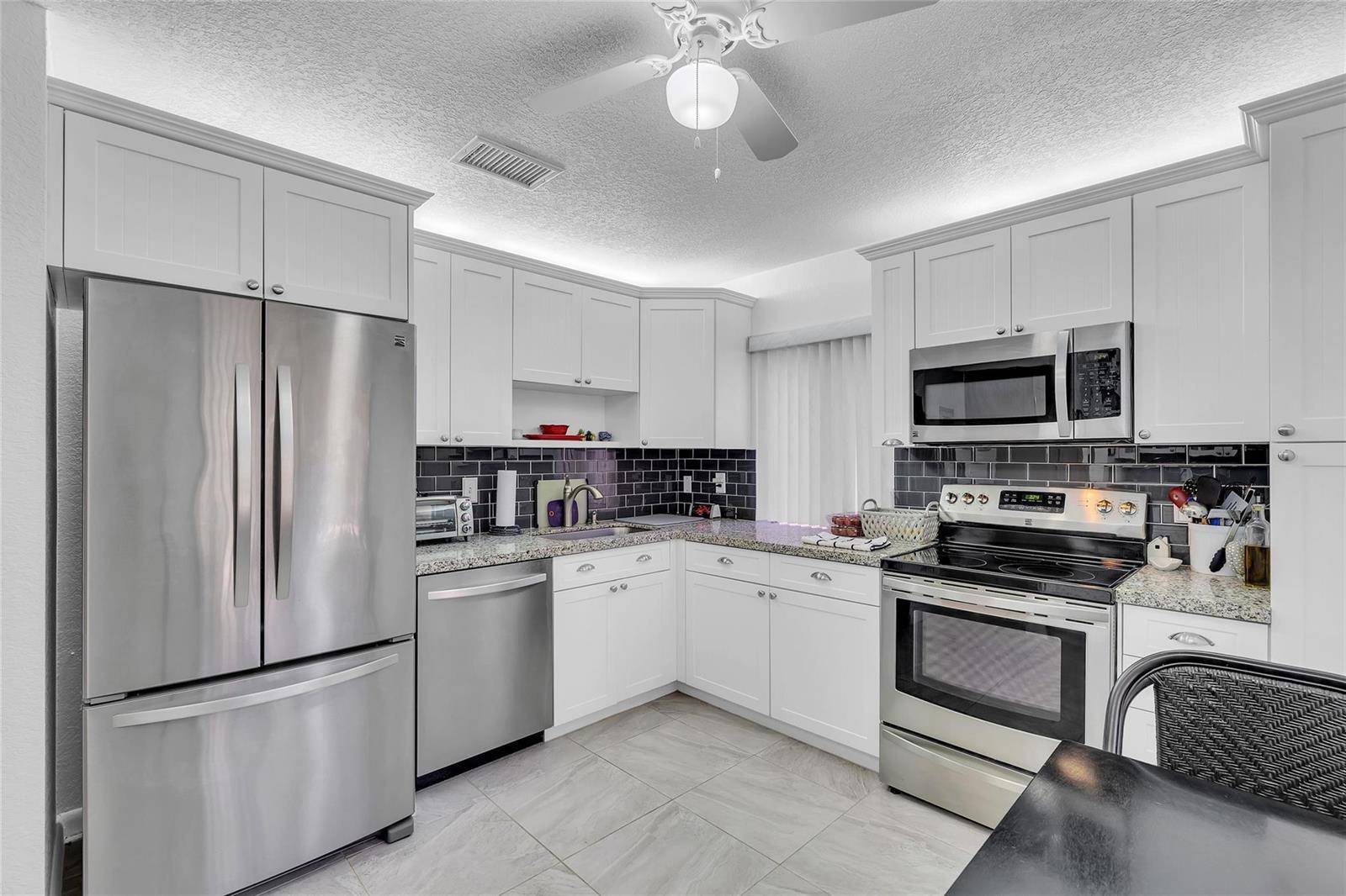 2260 SeagrapeCoconut Creek - picture