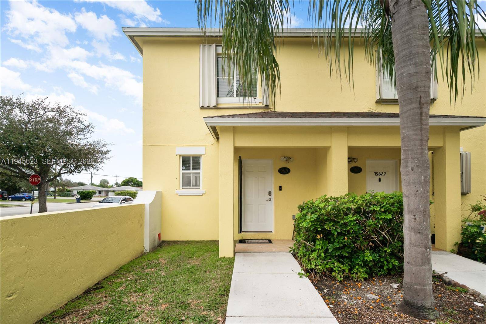 19620 SW 103rd CtCutler Bay - Townhouse,Condo condo unit 1-1 - picture