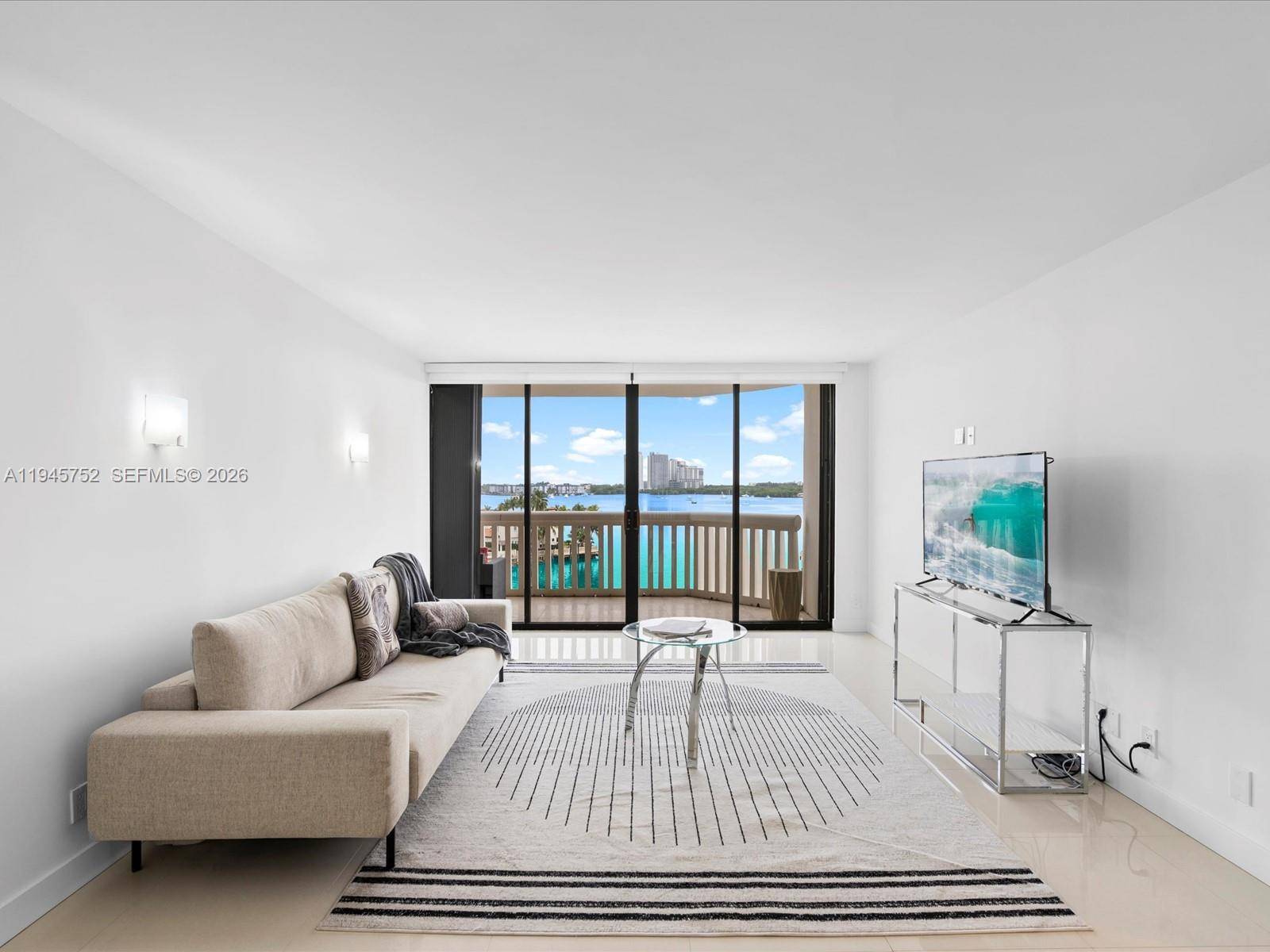 1000 W Island BlvdAventura - Condo 5+ Stories,Condo condo unit 612 - picture