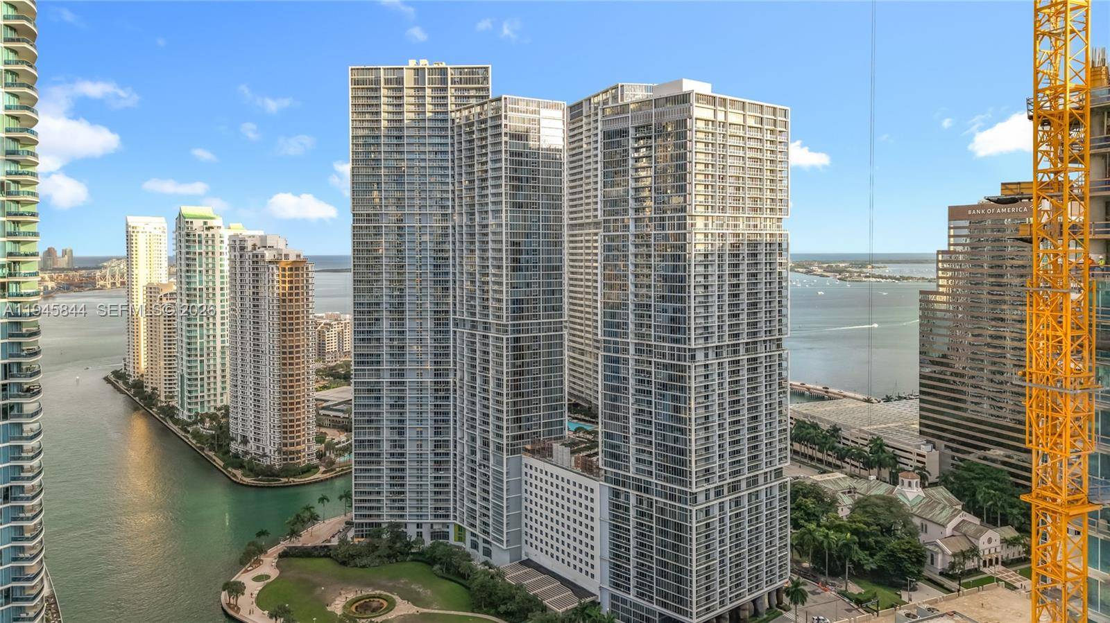 475 Brickell AveMiami - ICONBRICKELL CONDO NO 1 condo unit 4215 - picture