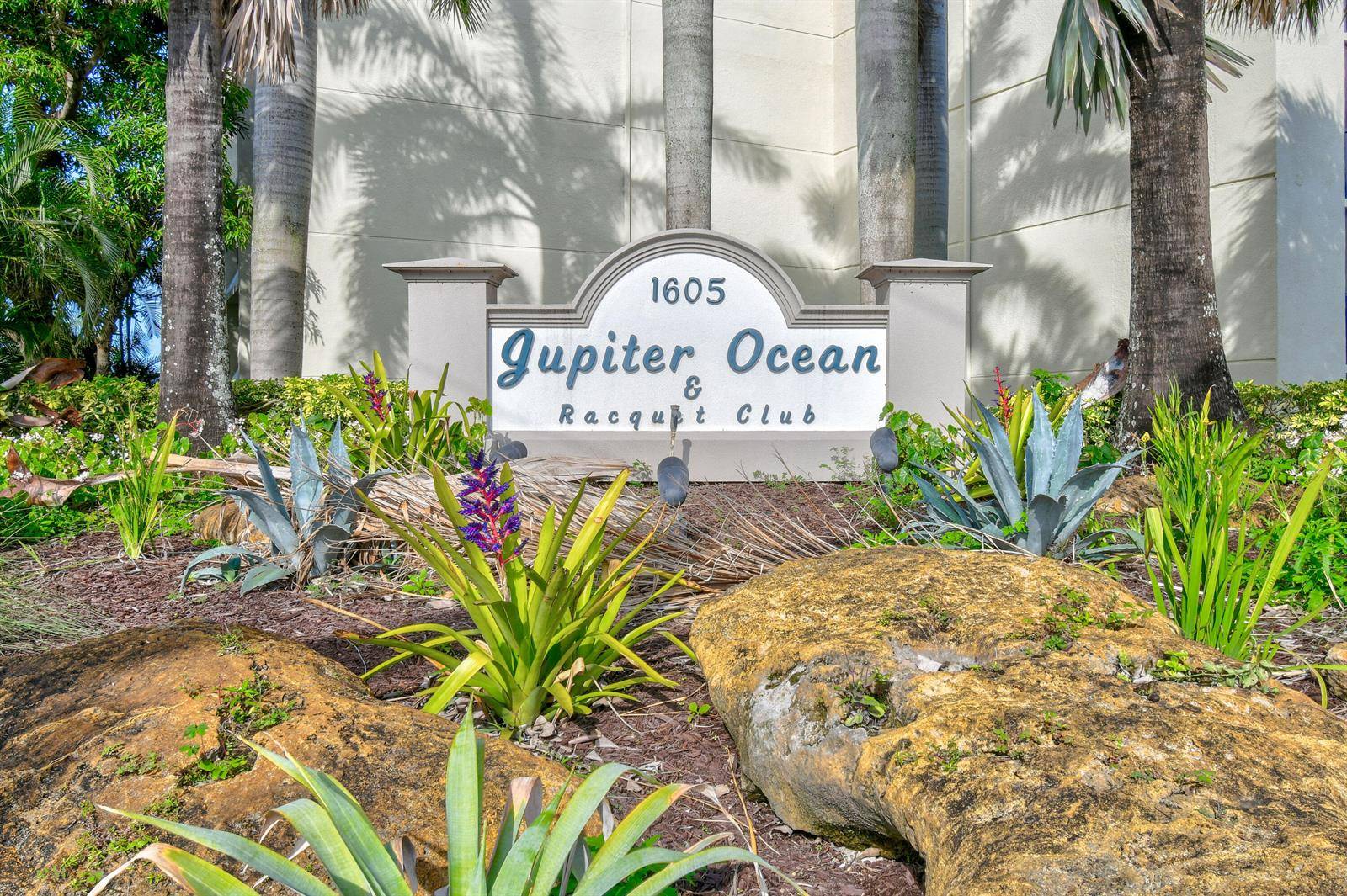 1605 S Us Highway 1Jupiter - JUPITER OCEAN AND RACQUET ,Jupiter Ocean & Racq condo unit 301-V6 - picture