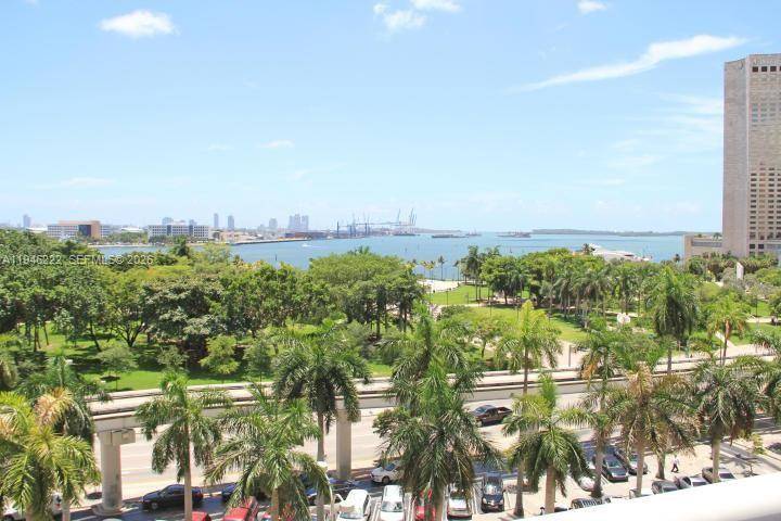 50 Biscayne BlvdMiami - Condo 5+ Stories,Condo condo unit 705 - picture