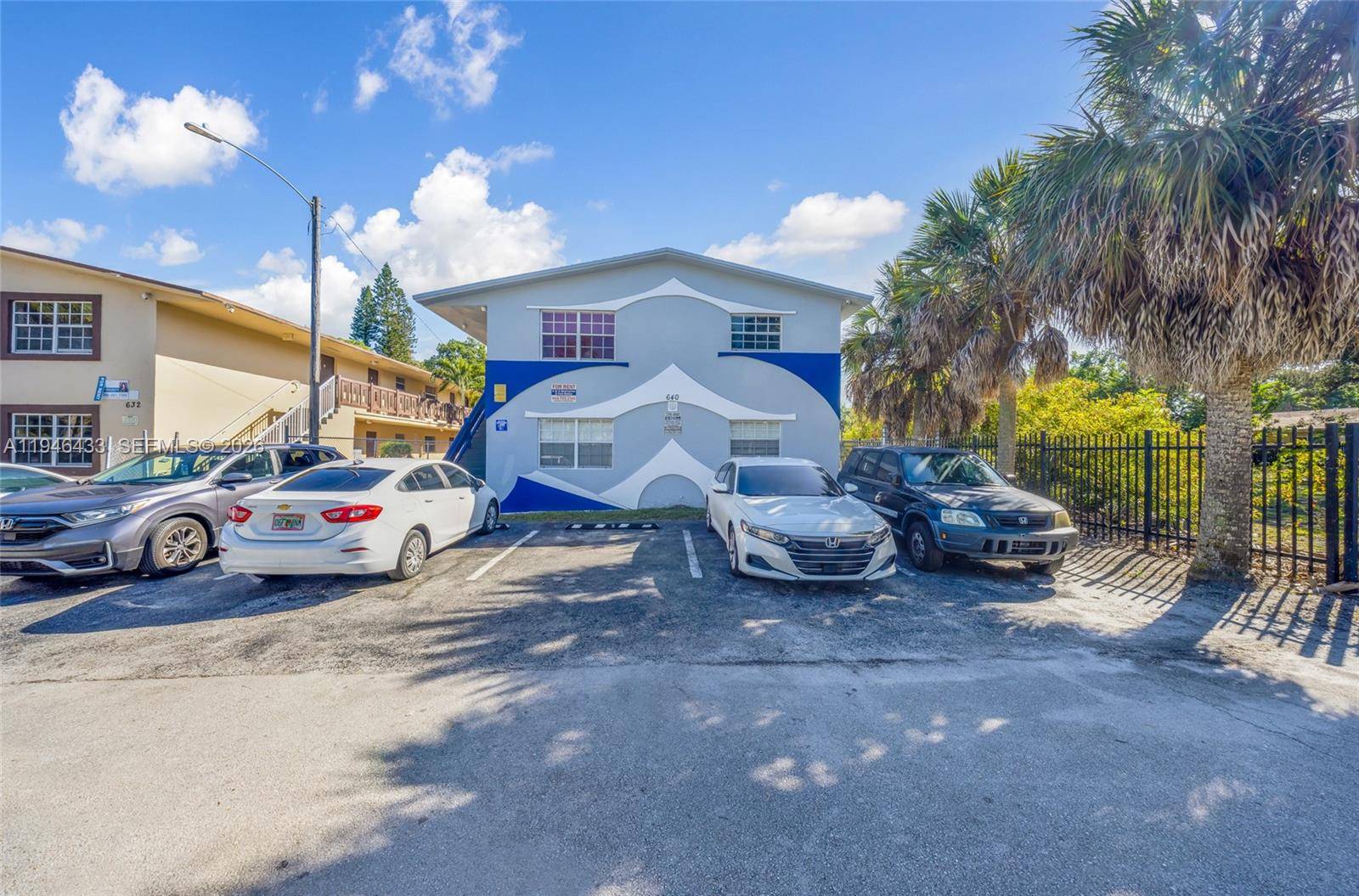 640 SW 16th AveFort Lauderdale - picture