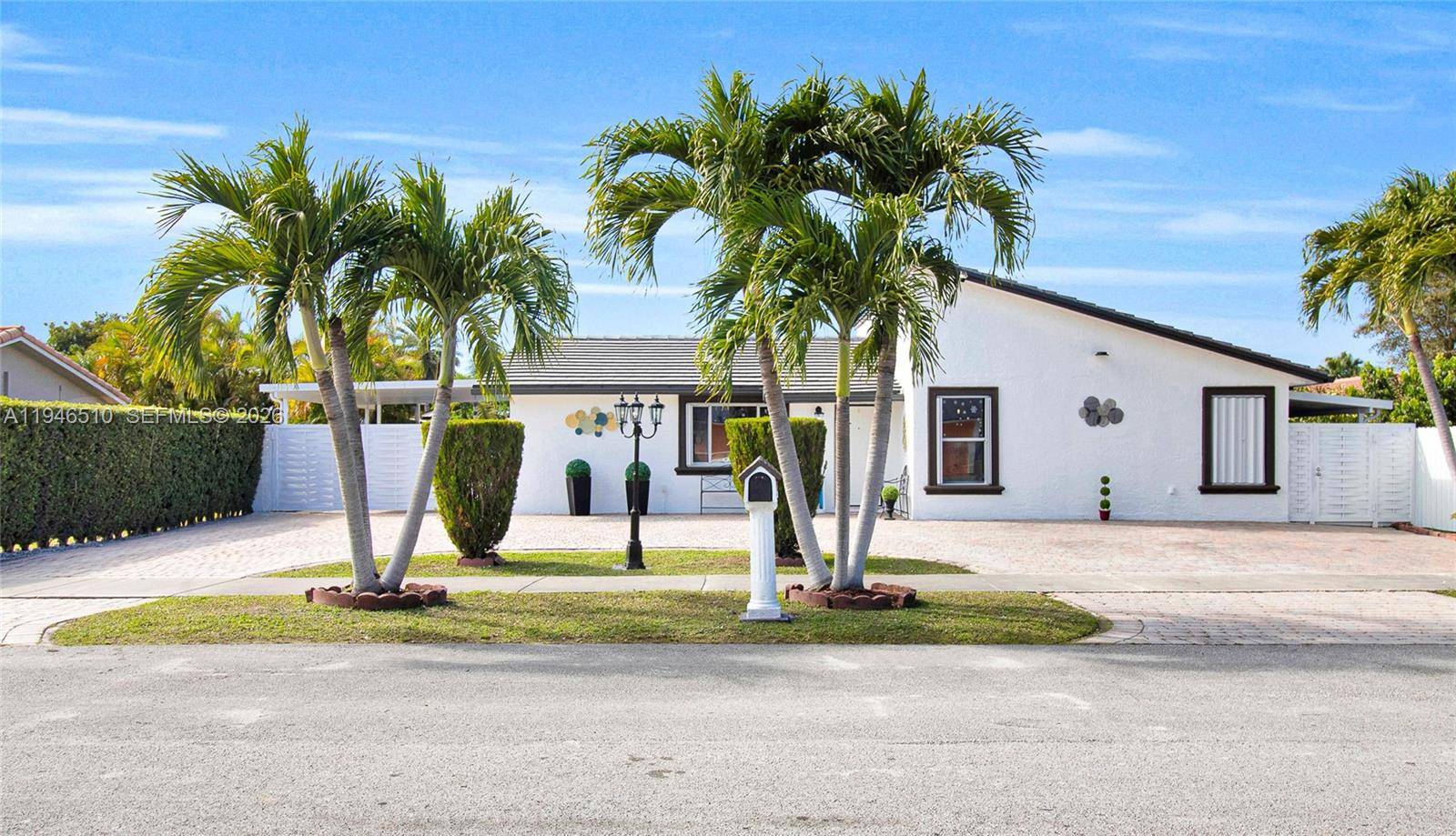 42 NW 132nd PlMiami - picture