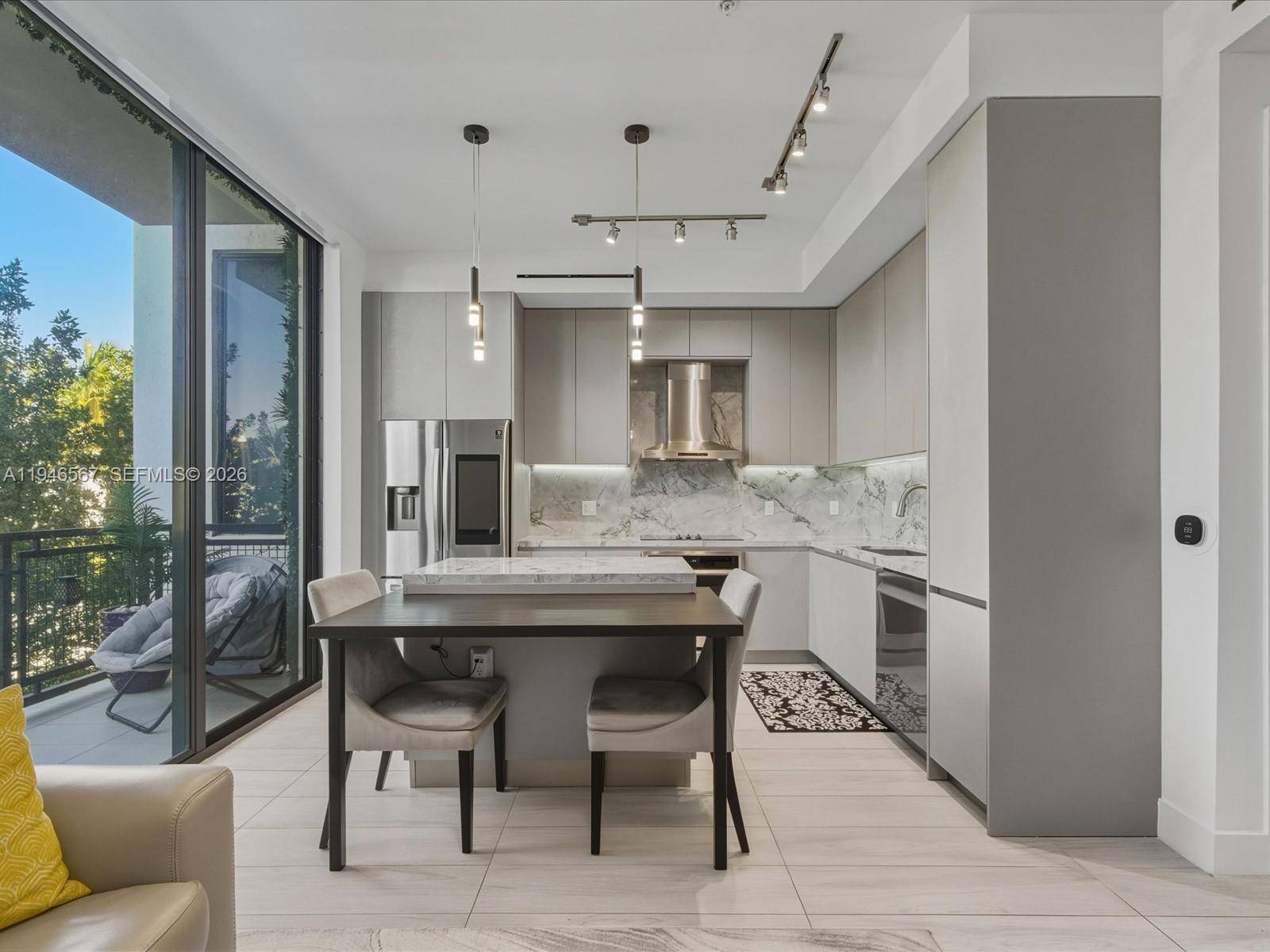 1030 15th StMiami Beach - Condo 1-4 Stories,Condo condo unit 213 - picture