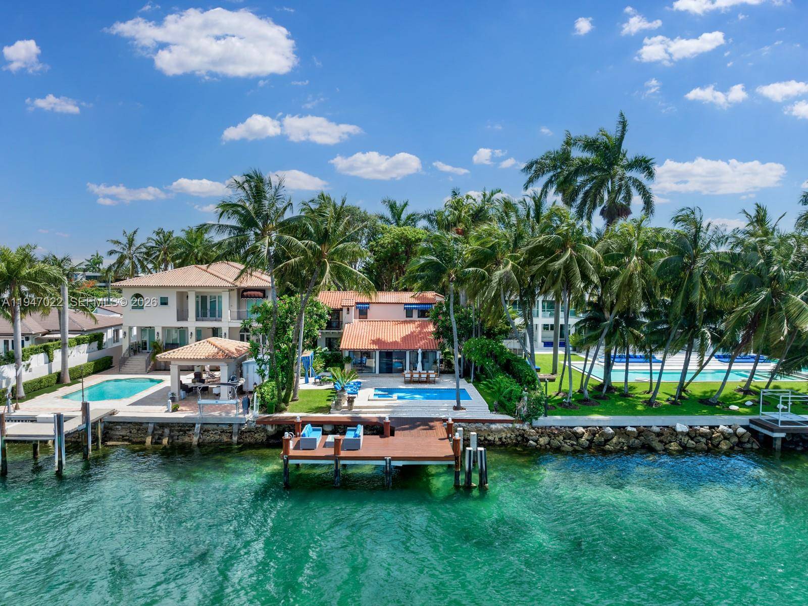 56 S Hibiscus DrMiami Beach - picture