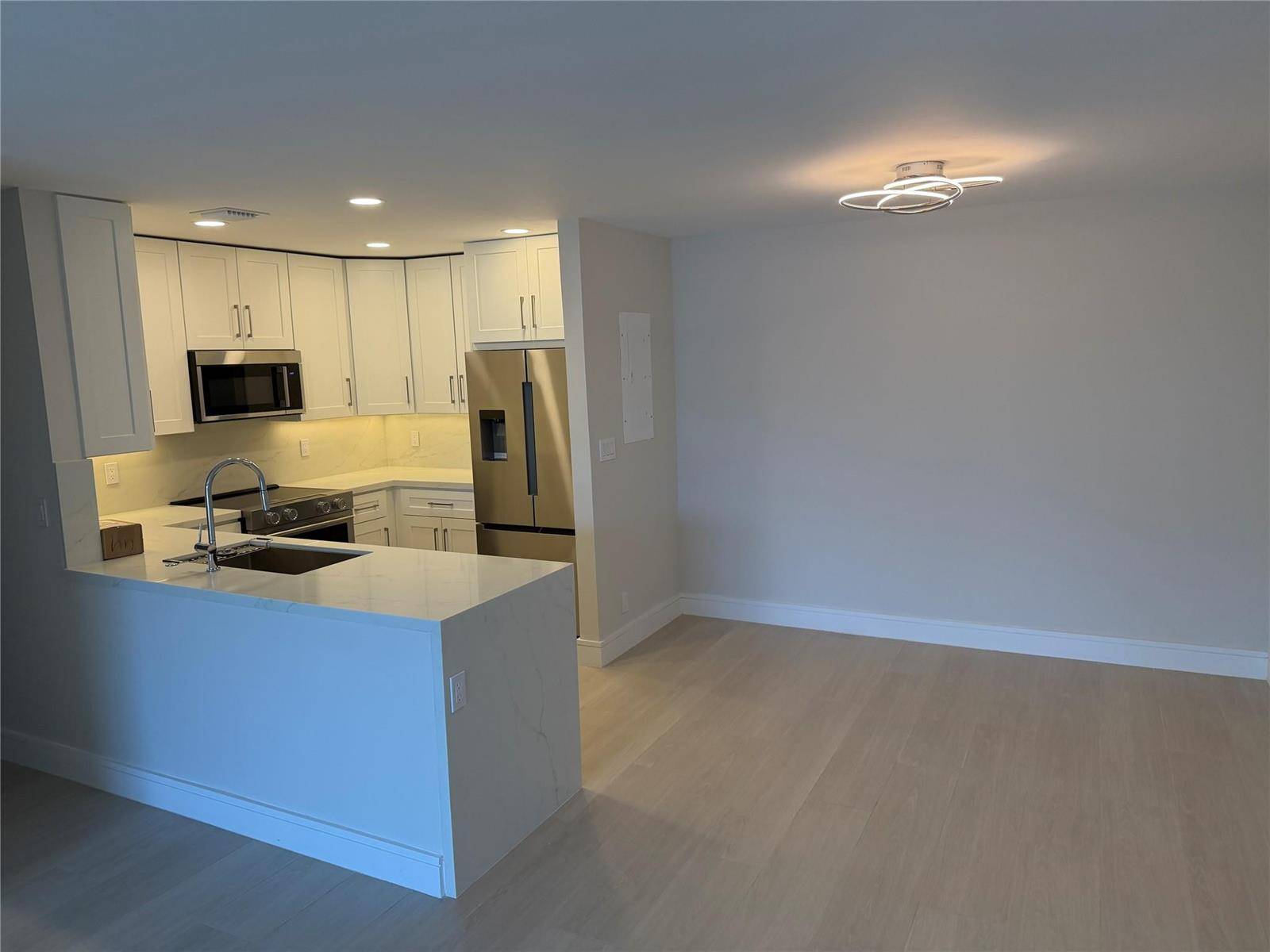 6347 Bay ClubFort Lauderdale - Bay Colony Club condo unit 3 - picture