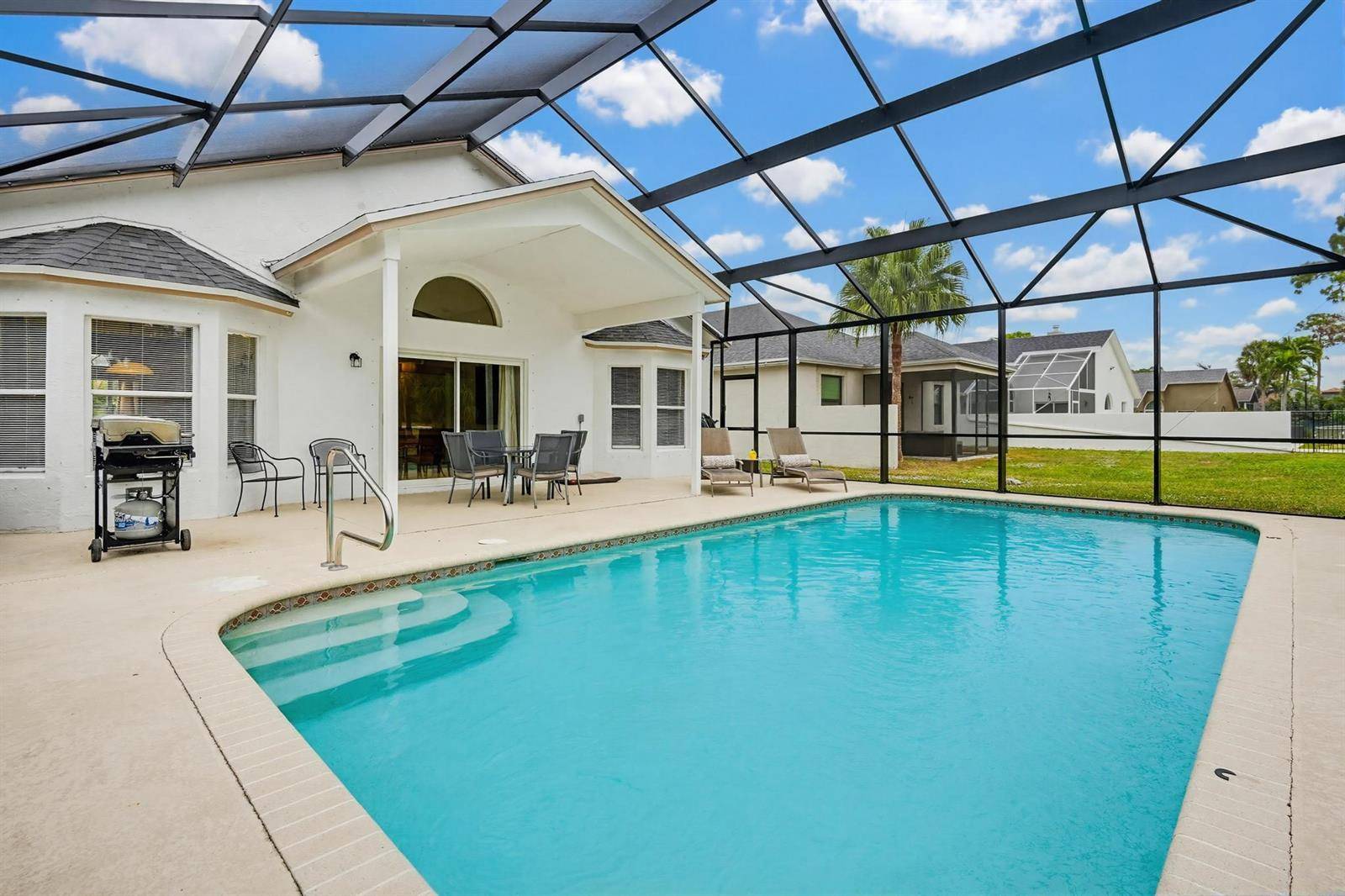 15182 Oak ChaseWellington - picture