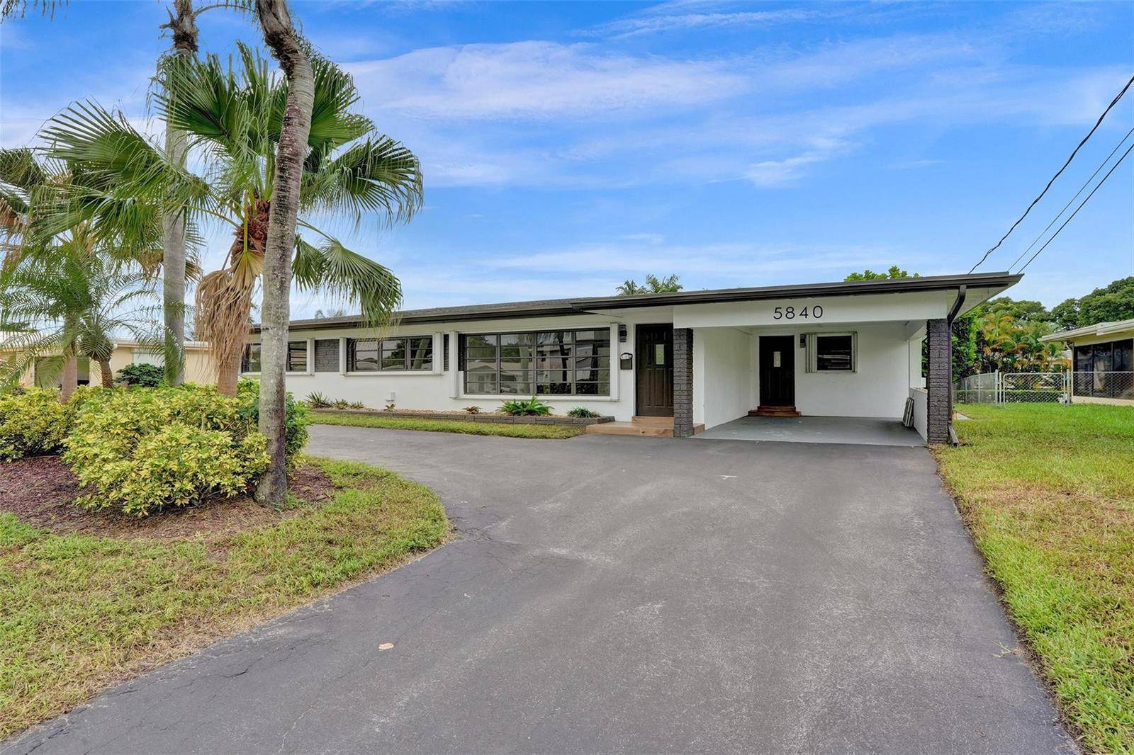 5840 SW 14thPlantation - picture