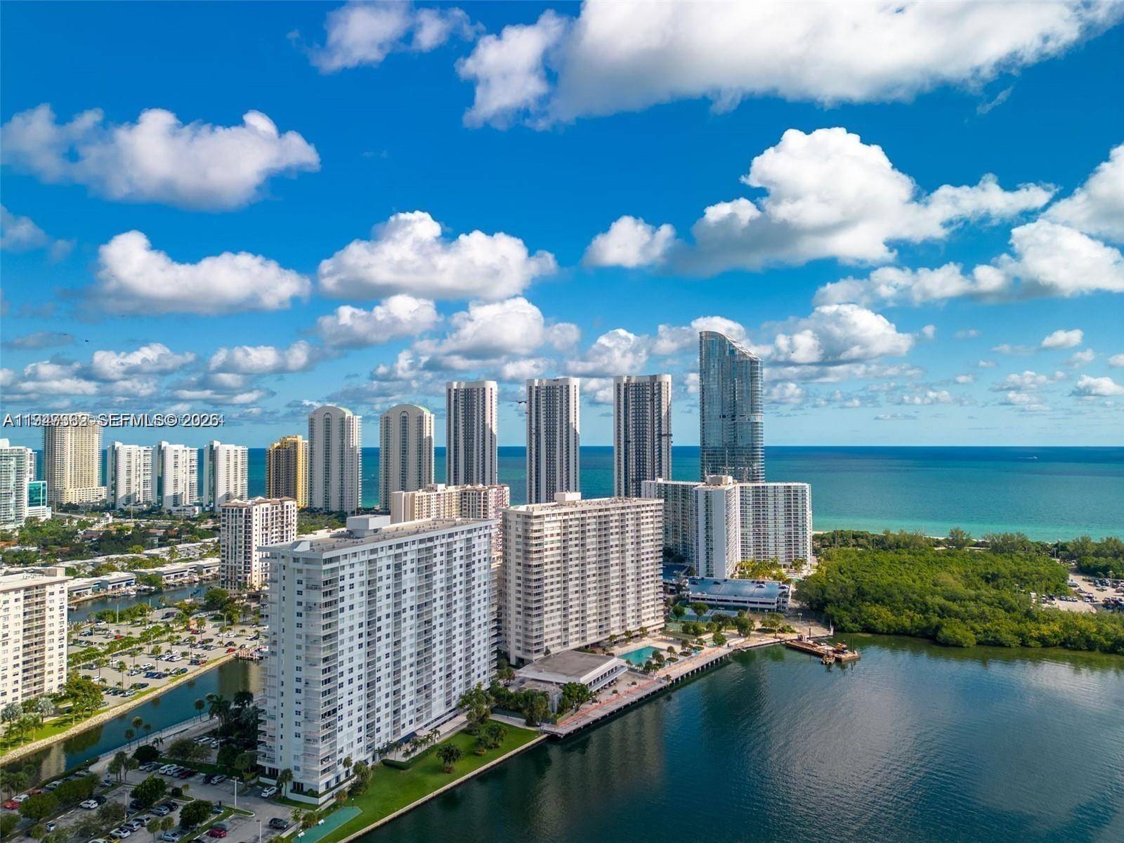 300 Bayview DrSunny Isles Beach - Condo 5+ Stories,Condo condo unit 1707 - picture